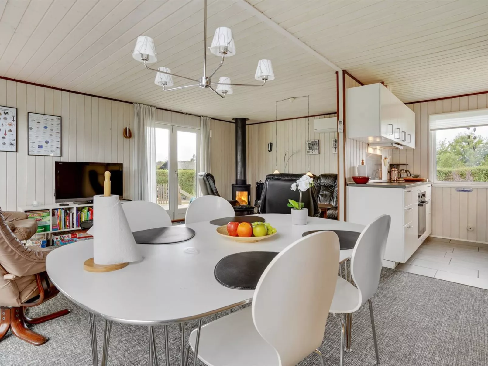 "Asya" - 600m from the sea-Binnen