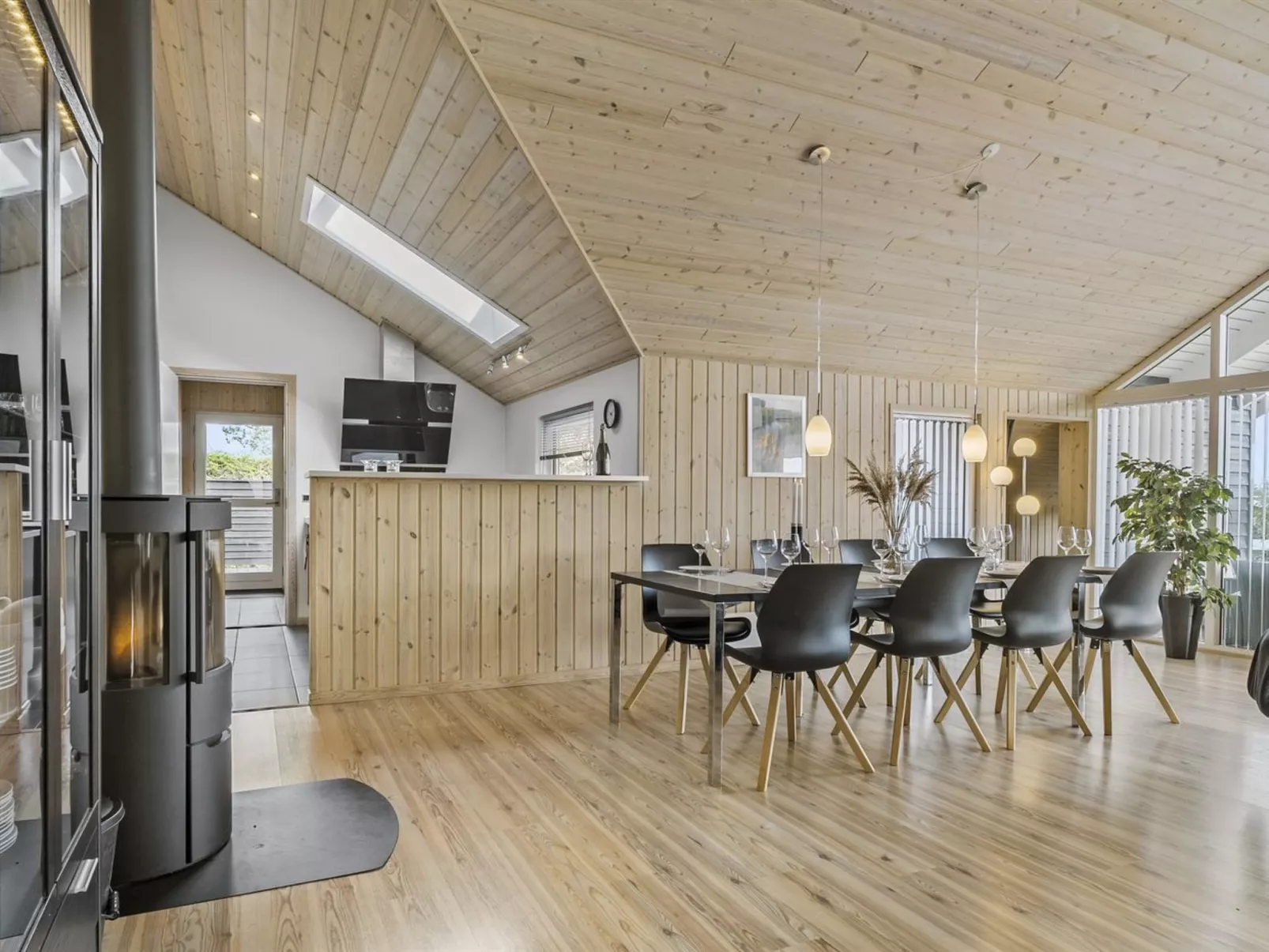 "Hansa" - 900m from the sea-Binnen