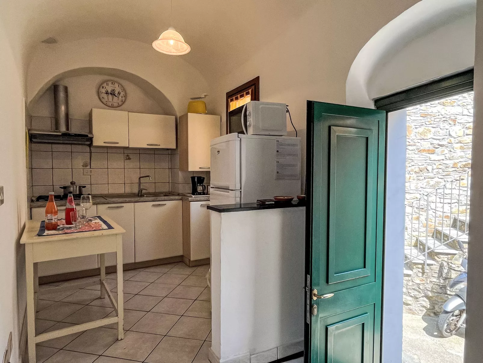 Elisa (DOL127)-Binnen