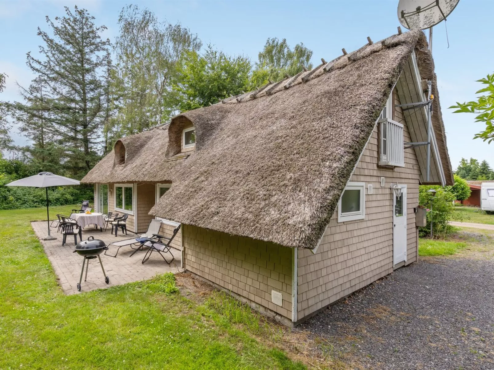 "Vemund" - 750m from the sea-Buiten