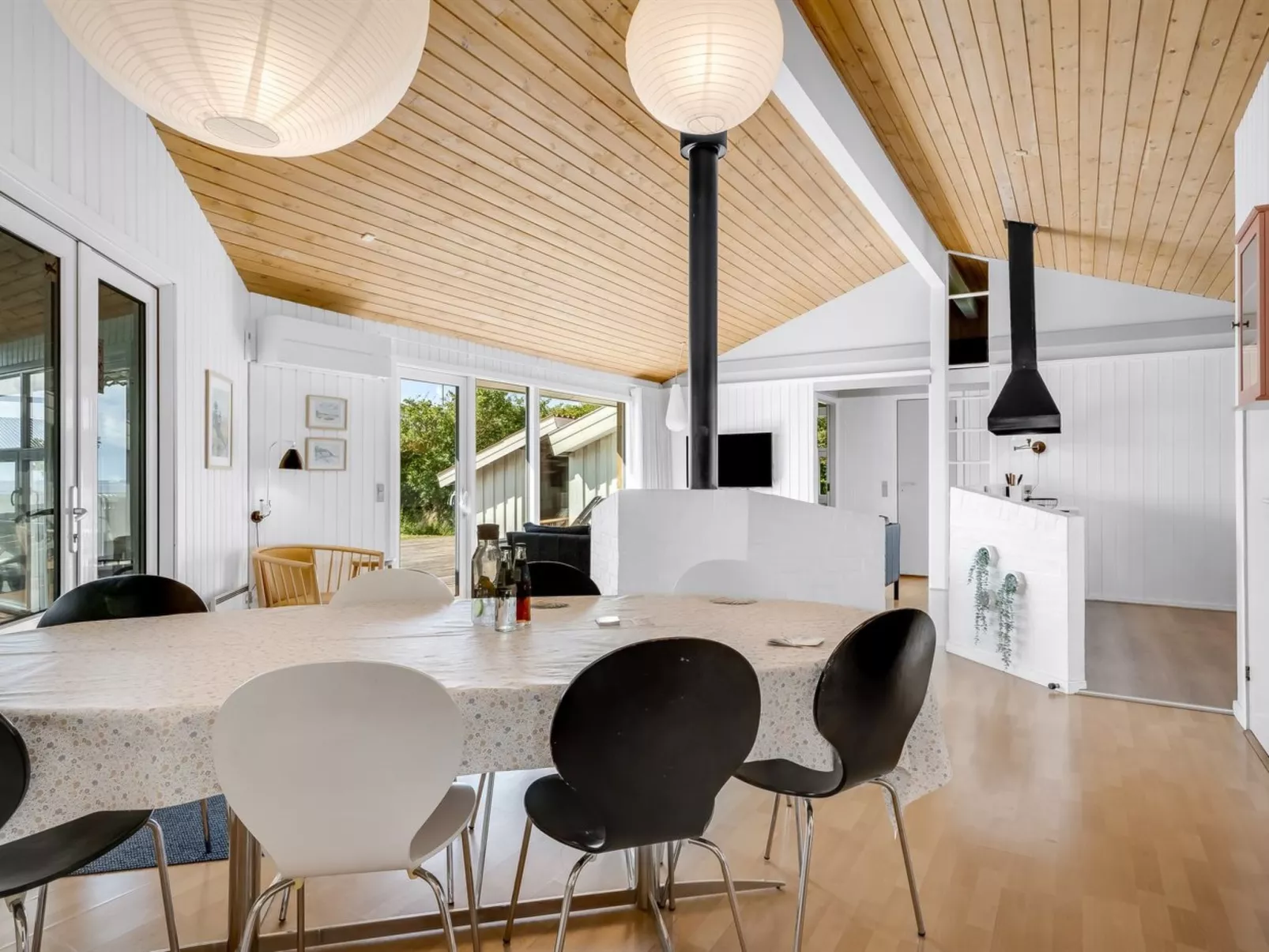 "Sulevi" - 200m to the fjord-Binnen