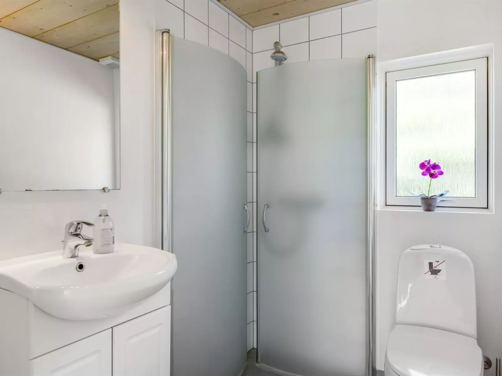 "Toja" - 700m from the sea-Binnen