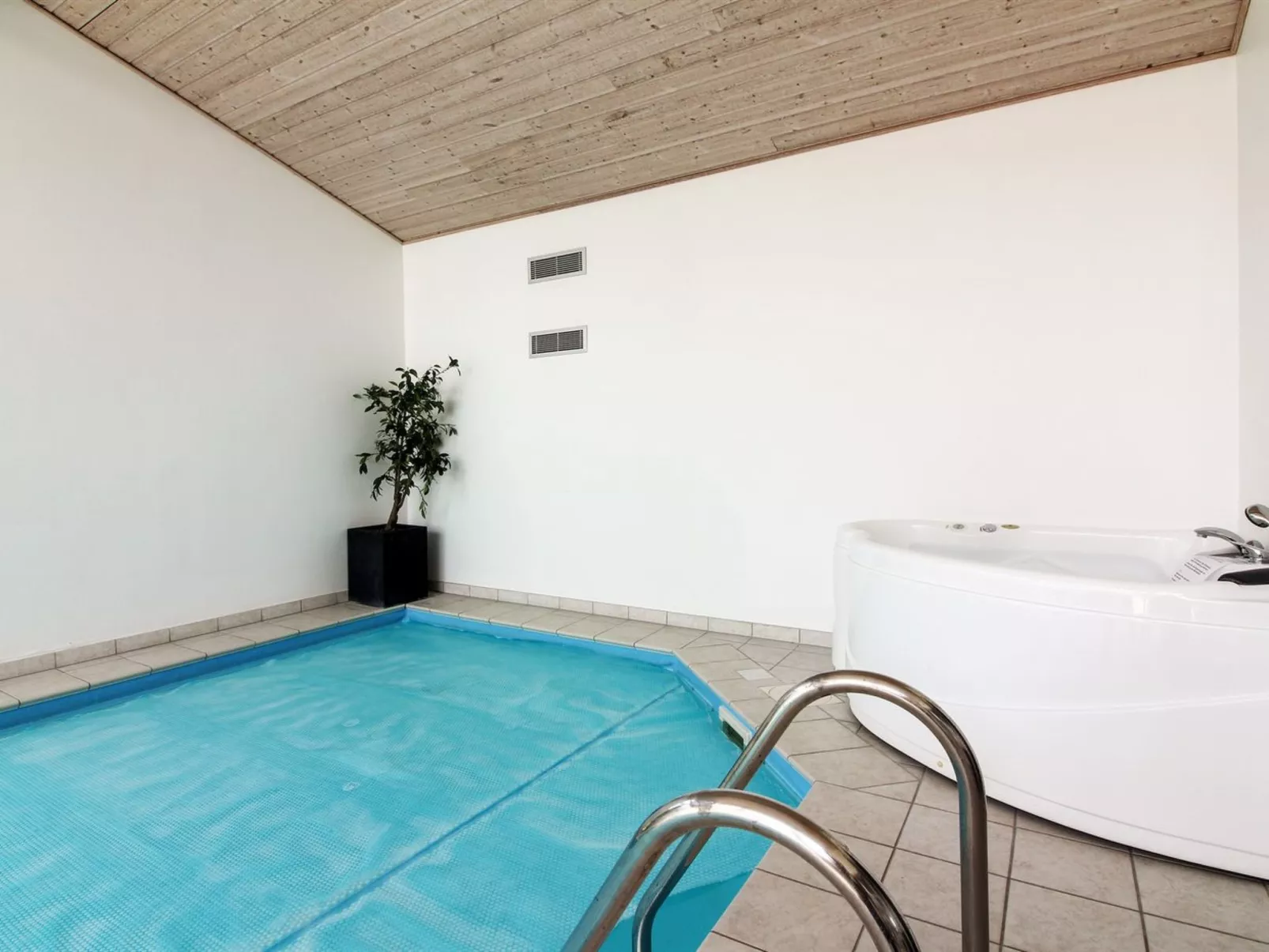 "Elicia" - 950m from the sea-Buiten