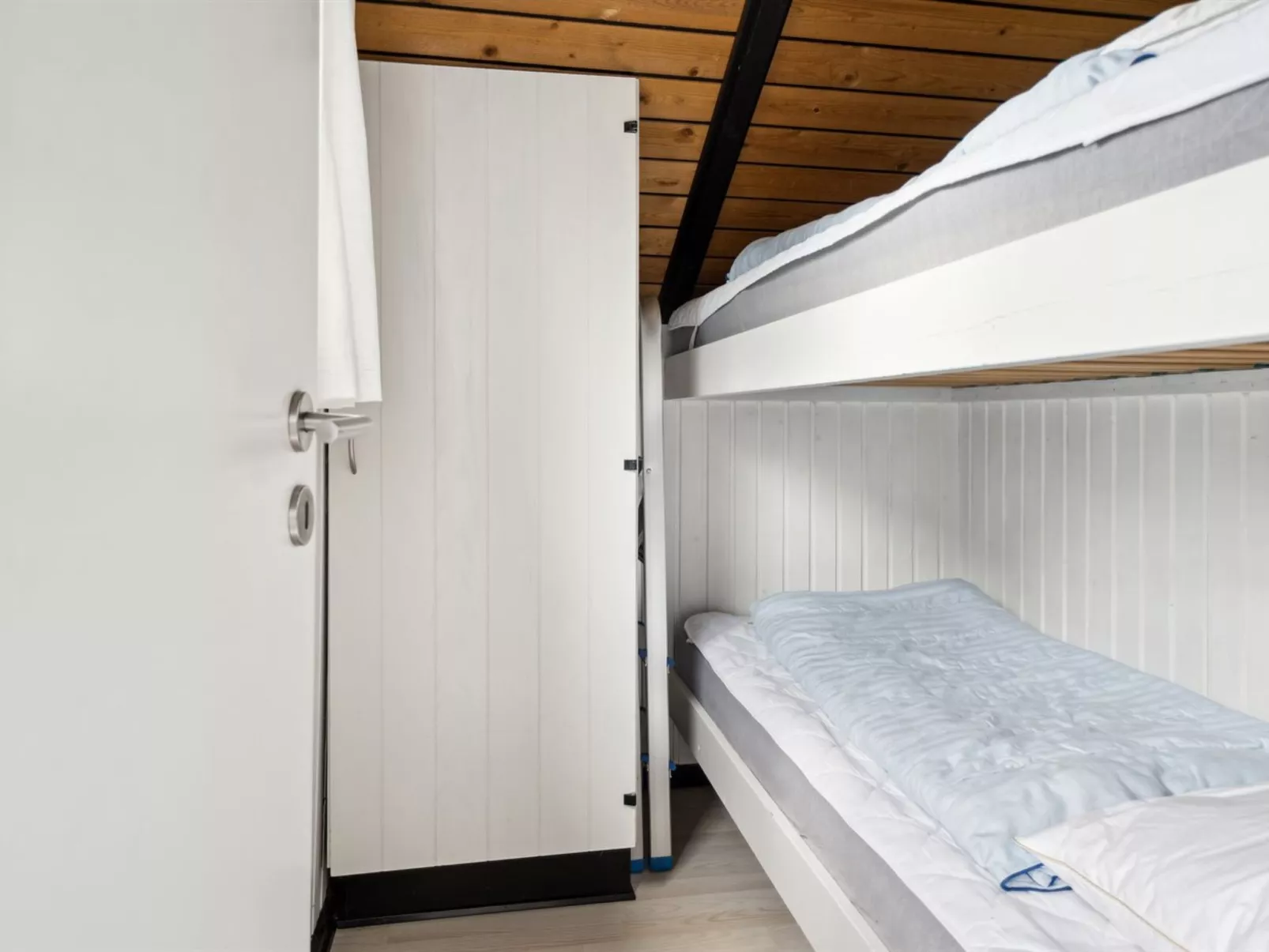 "Elisej" - 100m from the sea-Binnen