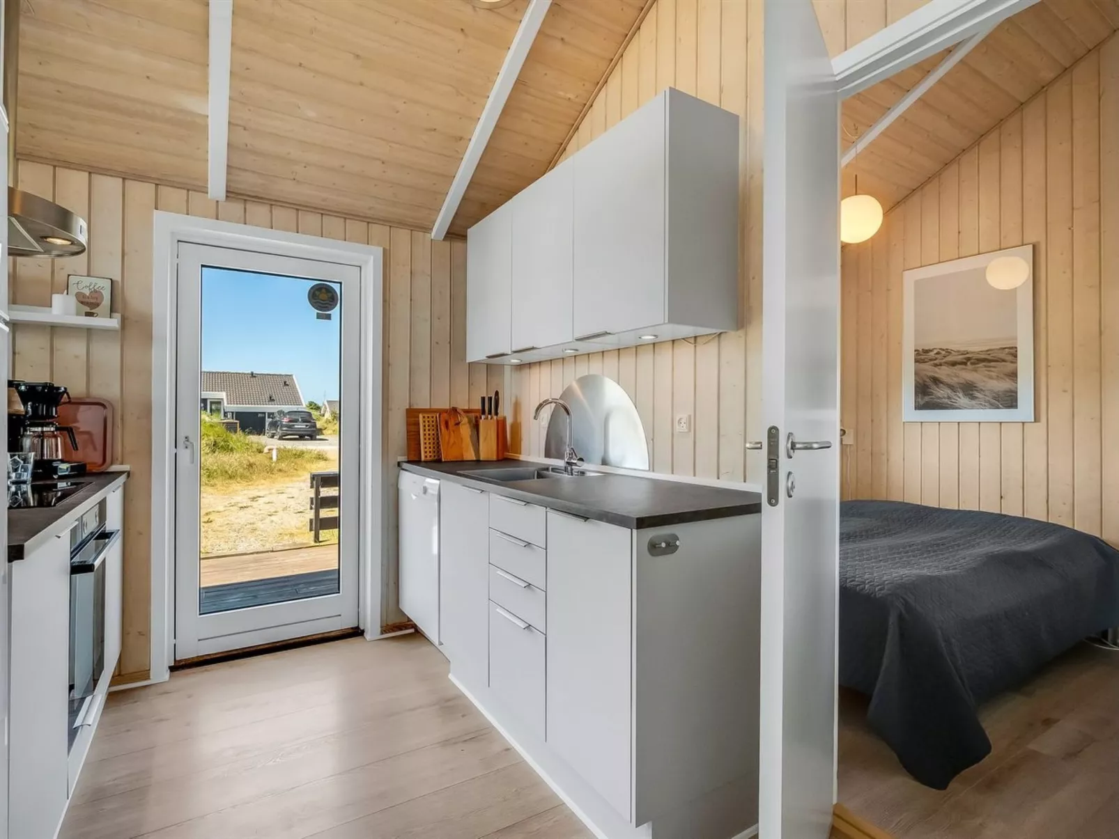 "Fejzo" - 700m to the fjord-Binnen