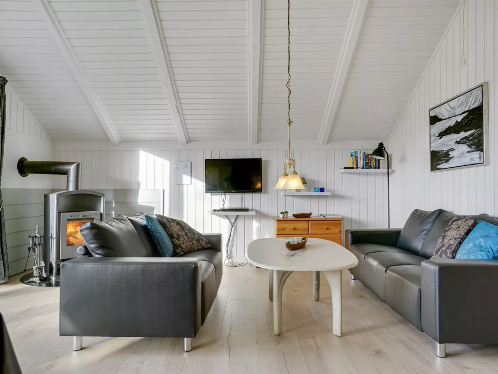 "Hortensia" - 350m from the sea-Binnen