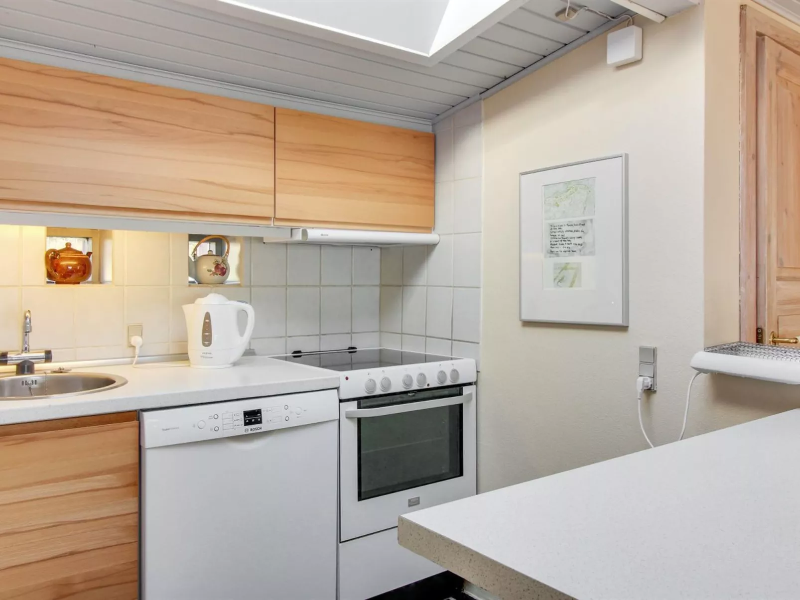 "Erno" - 20m from the sea-Binnen