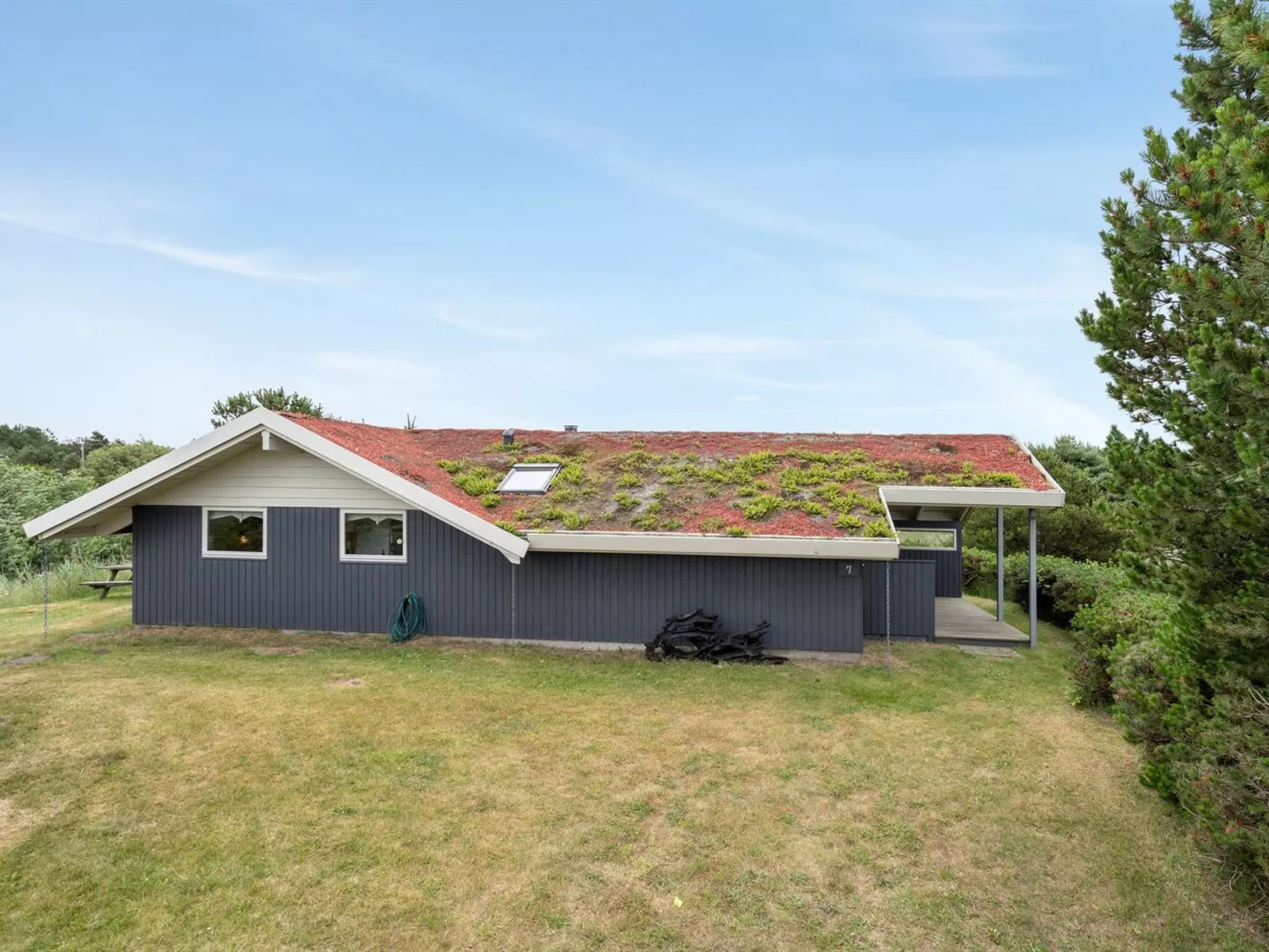 "Bryniulf" - 1.8km from the sea-Buiten