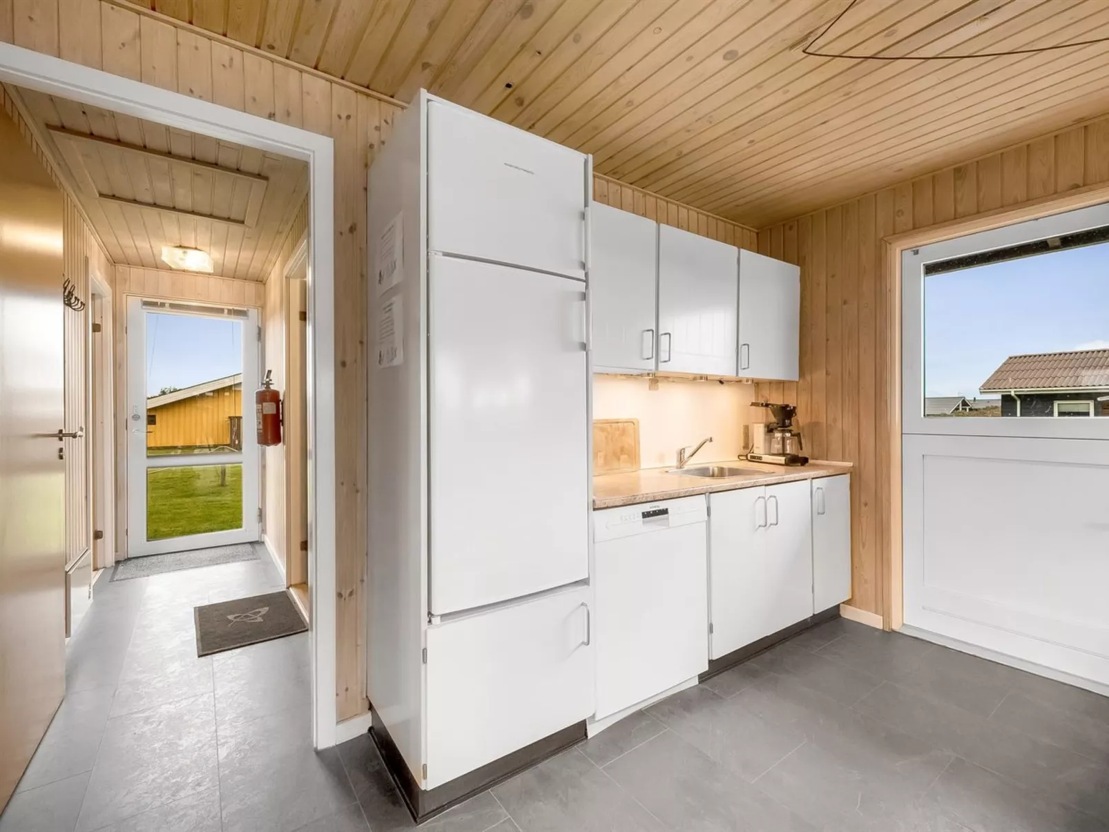 "Odmar" - 300m from the sea-Binnen