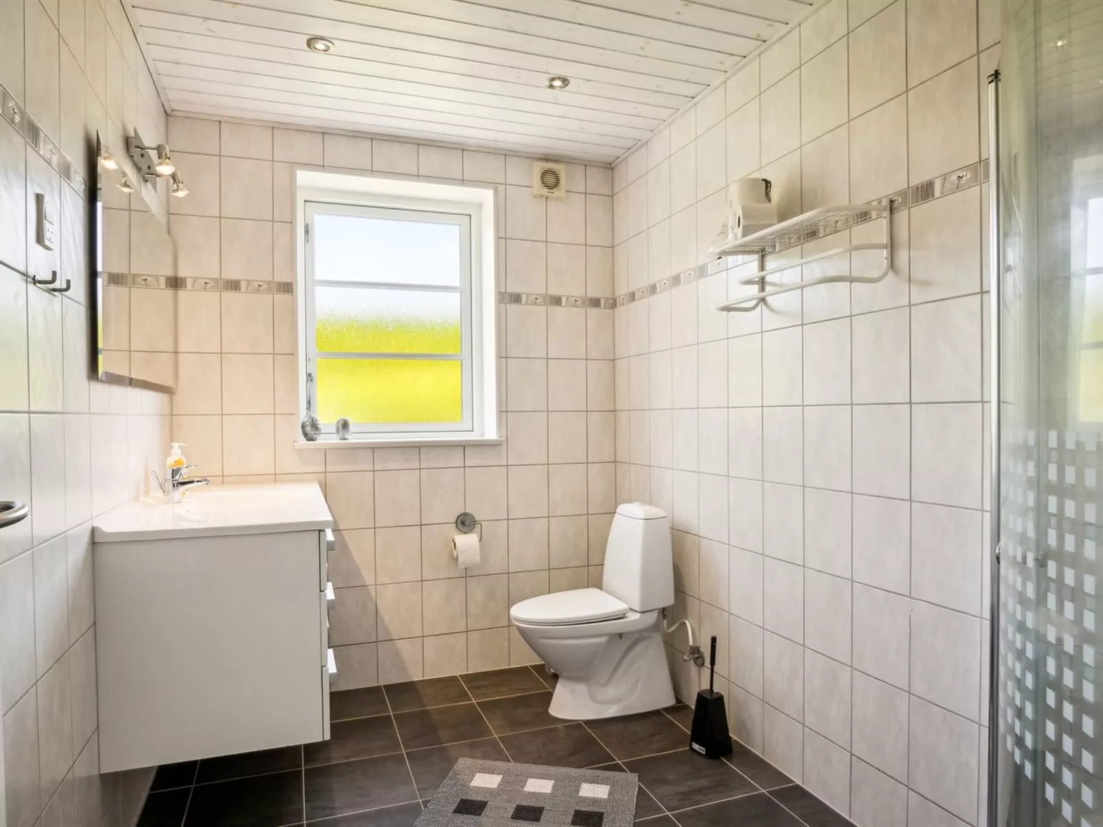 "Quanna" - 30km from the sea-Binnen