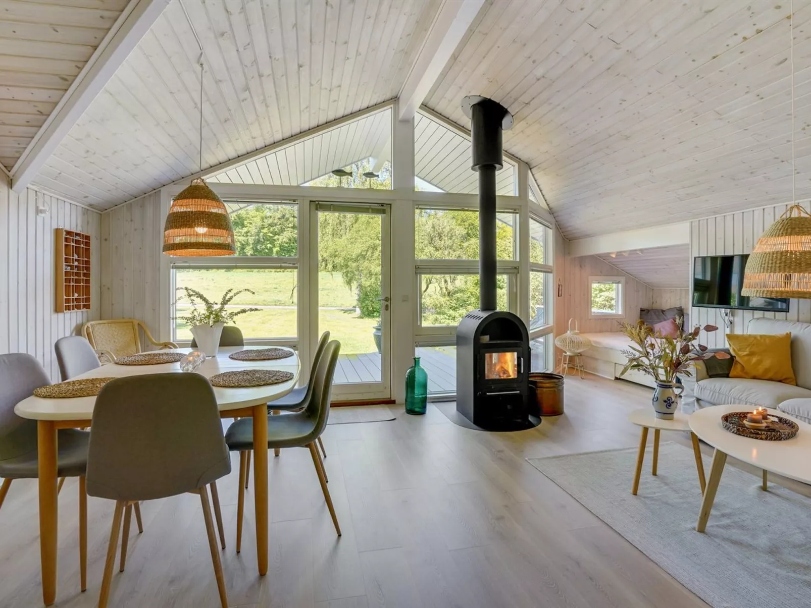 "Bole" - 400m from the sea-Binnen