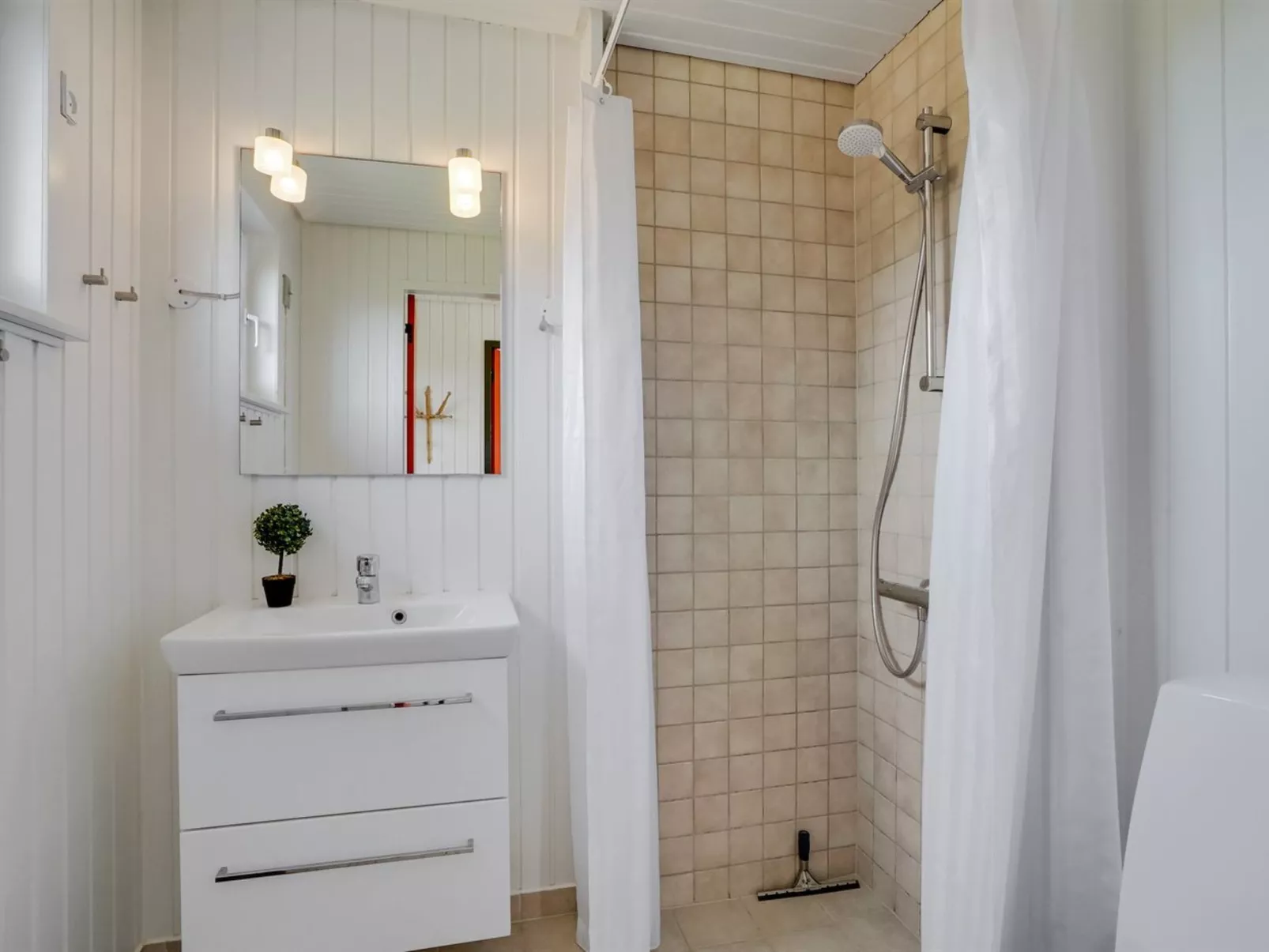 "Usko" - 250m from the sea-Binnen