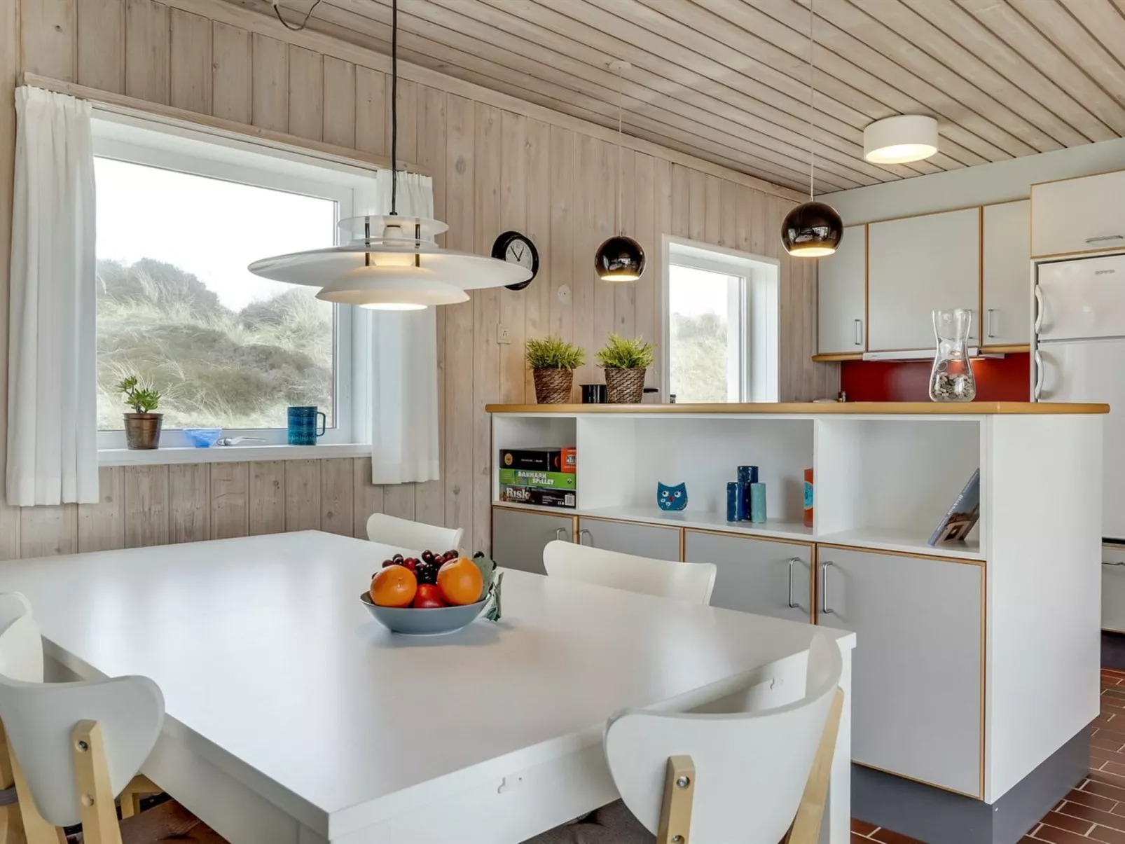 "Emiljan" - 400m from the sea-Binnen