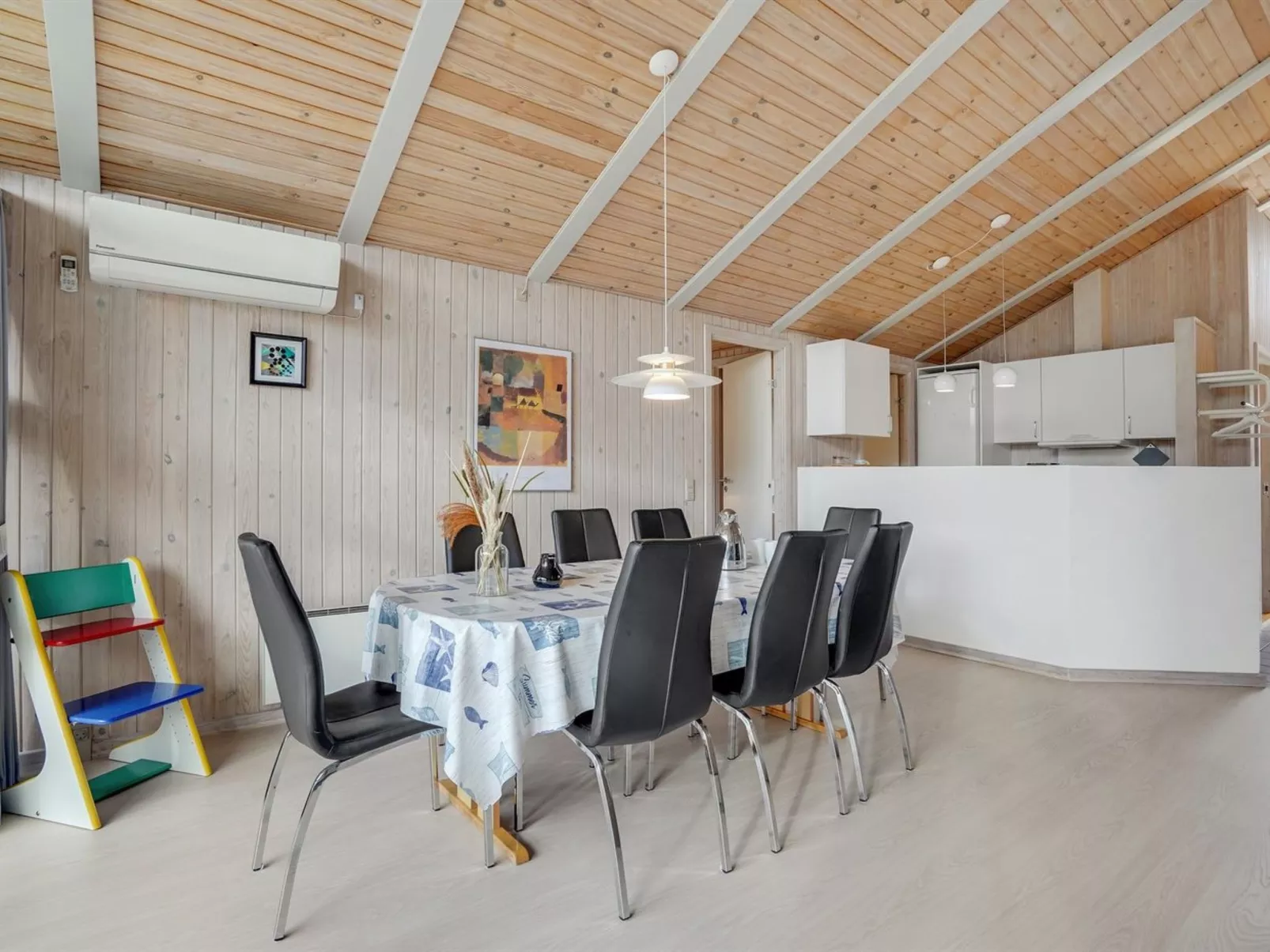 "Midja" - 800m from the sea-Binnen