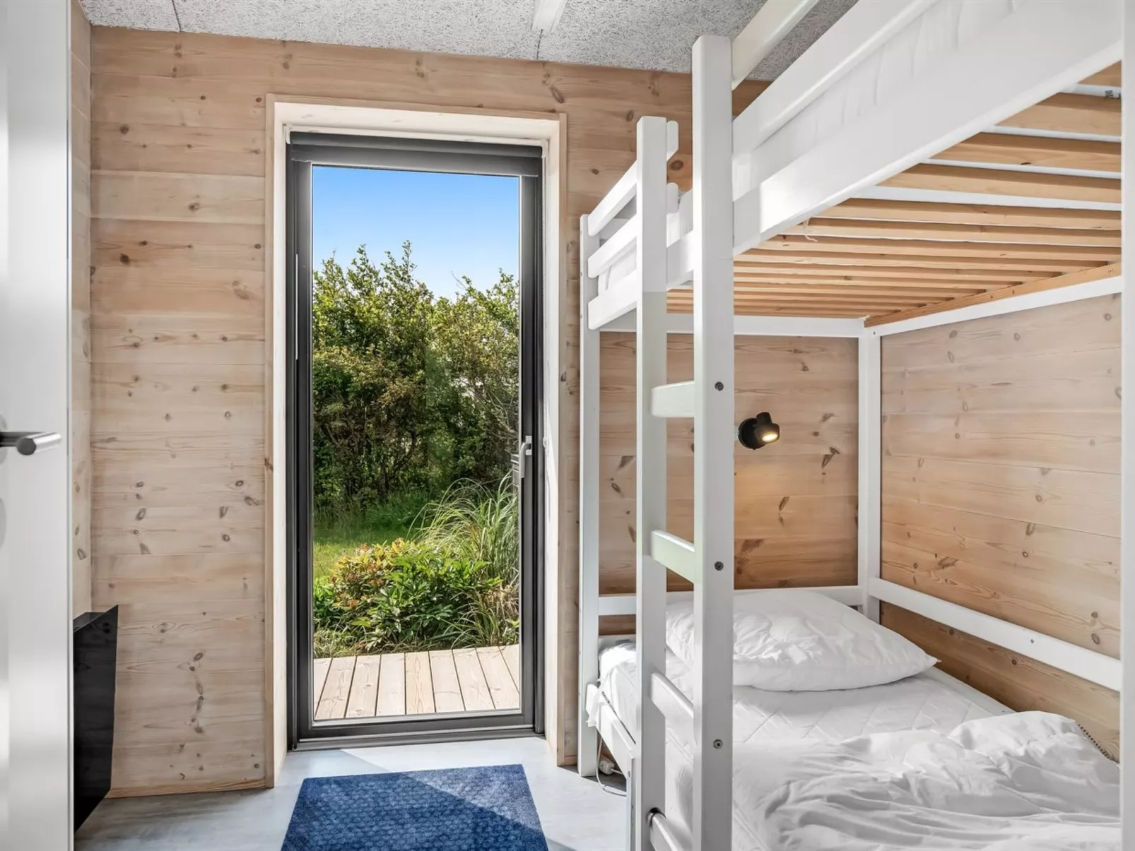 "Aslag" - 150m to the fjord-Binnen