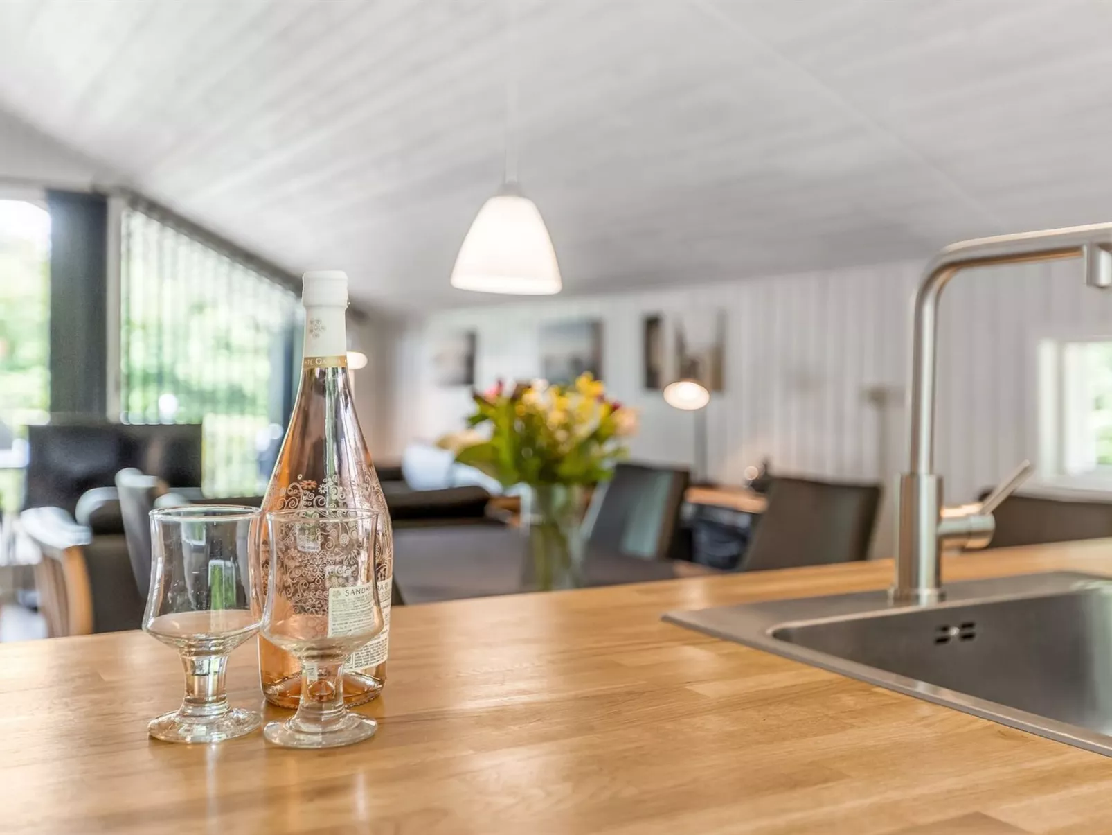 "Corinna" - 28km from the sea-Binnen