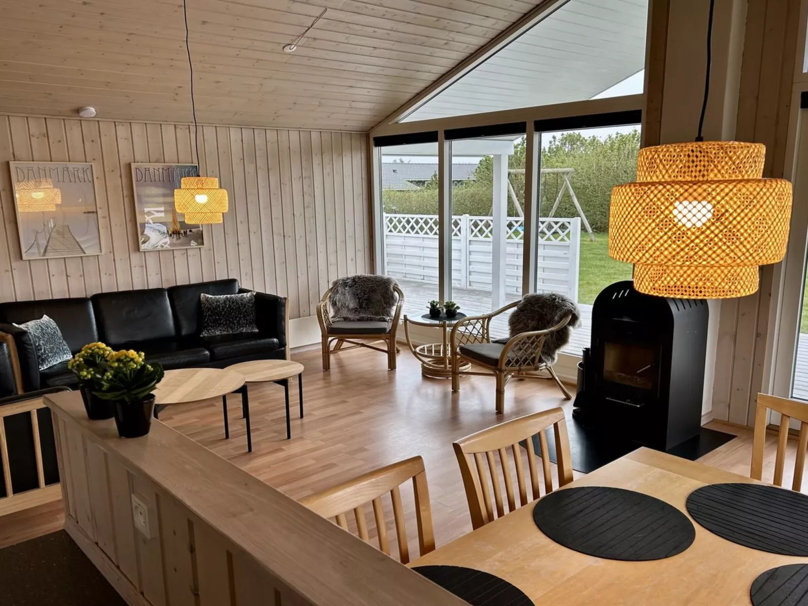 "Picabo" - 750m to the fjord-Binnen