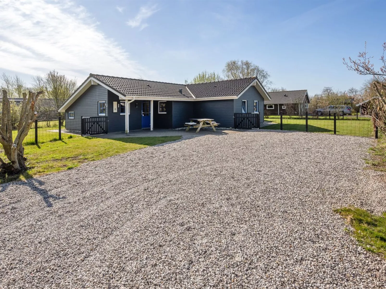 "Martina" - 560m to the fjord-Buiten