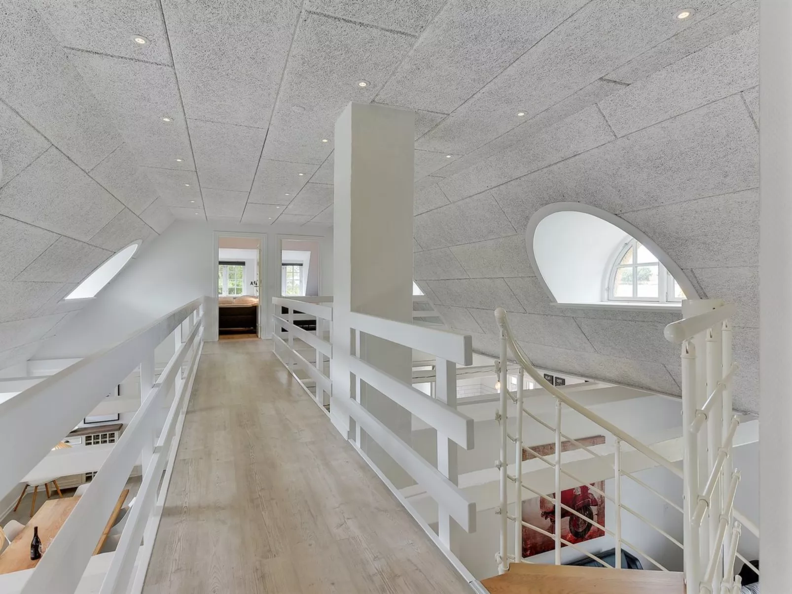 "Alitta" - 27km from the sea-Binnen