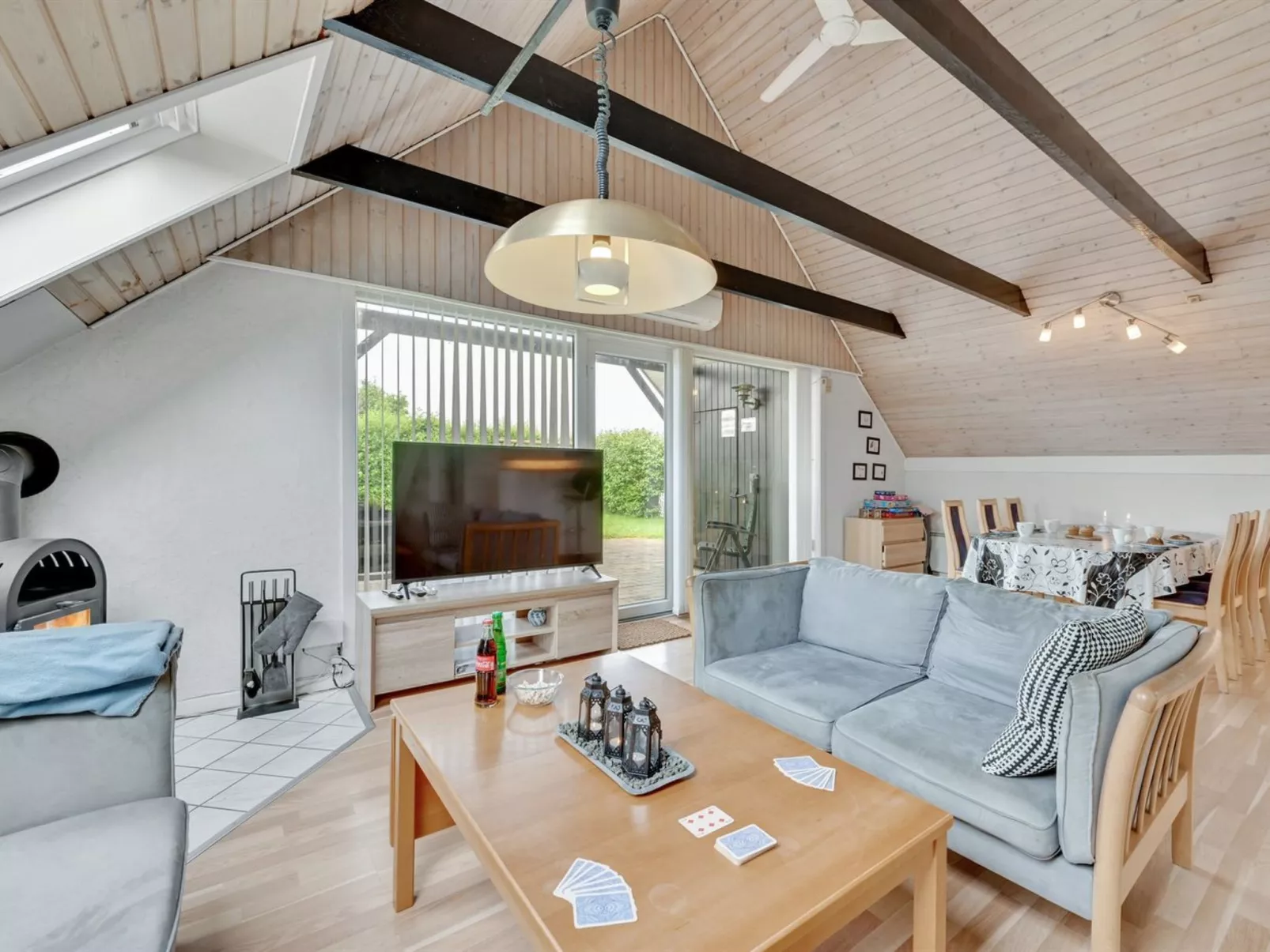 "Earline" - 900m to the fjord-Binnen