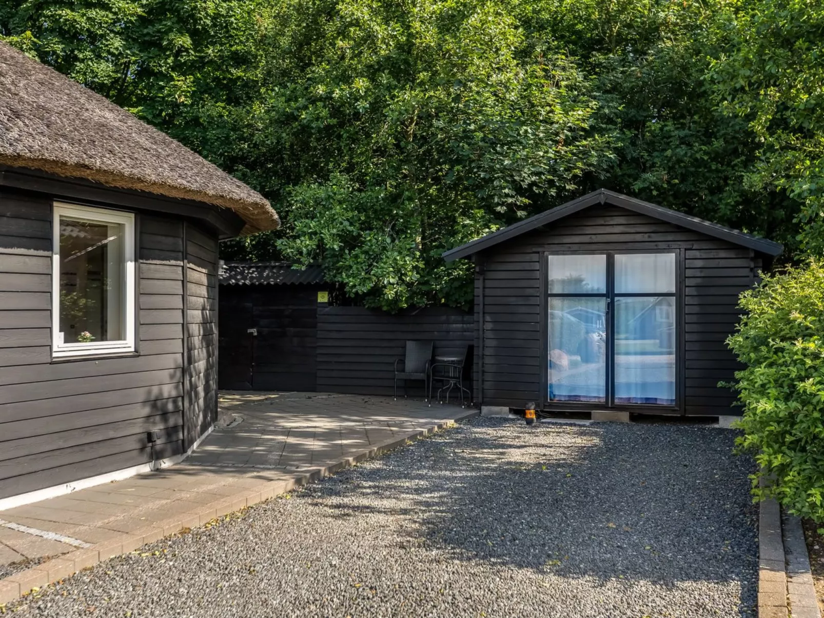 "Adrienne" - 35km from the sea-Binnen