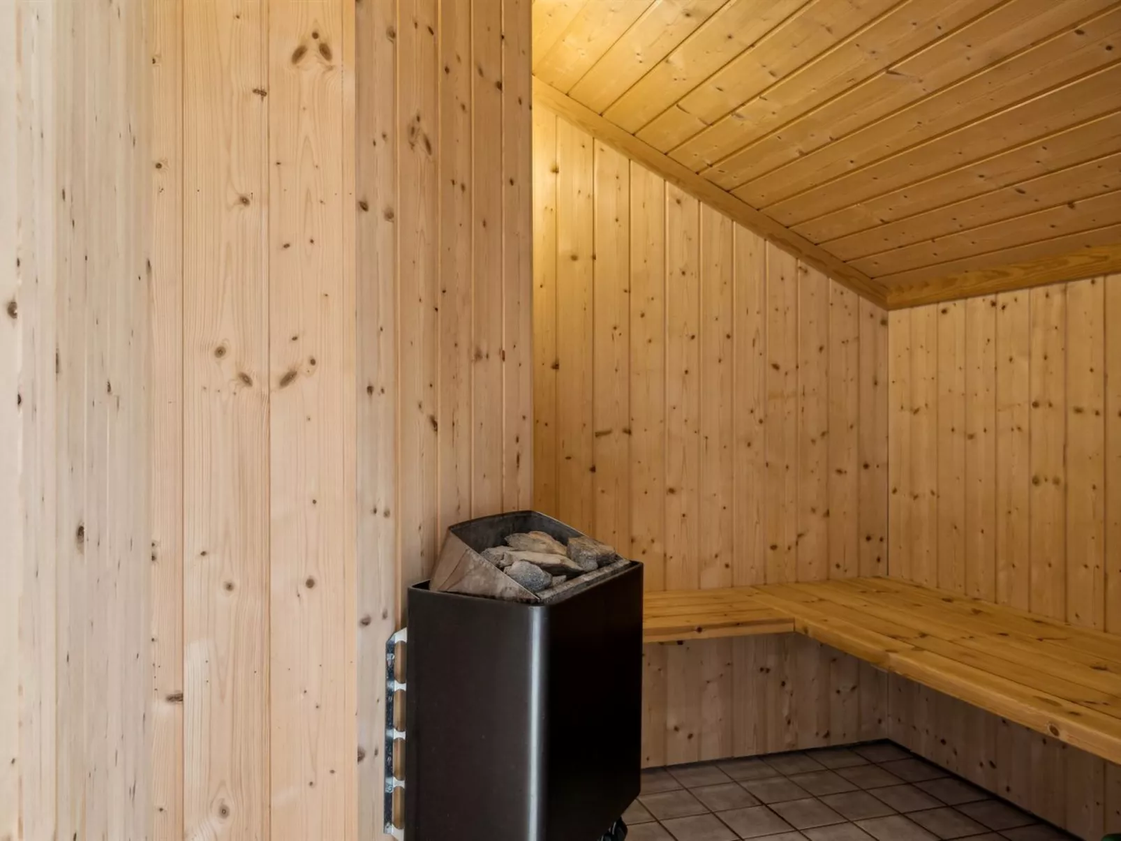 "Juke" - 425m from the sea-Binnen