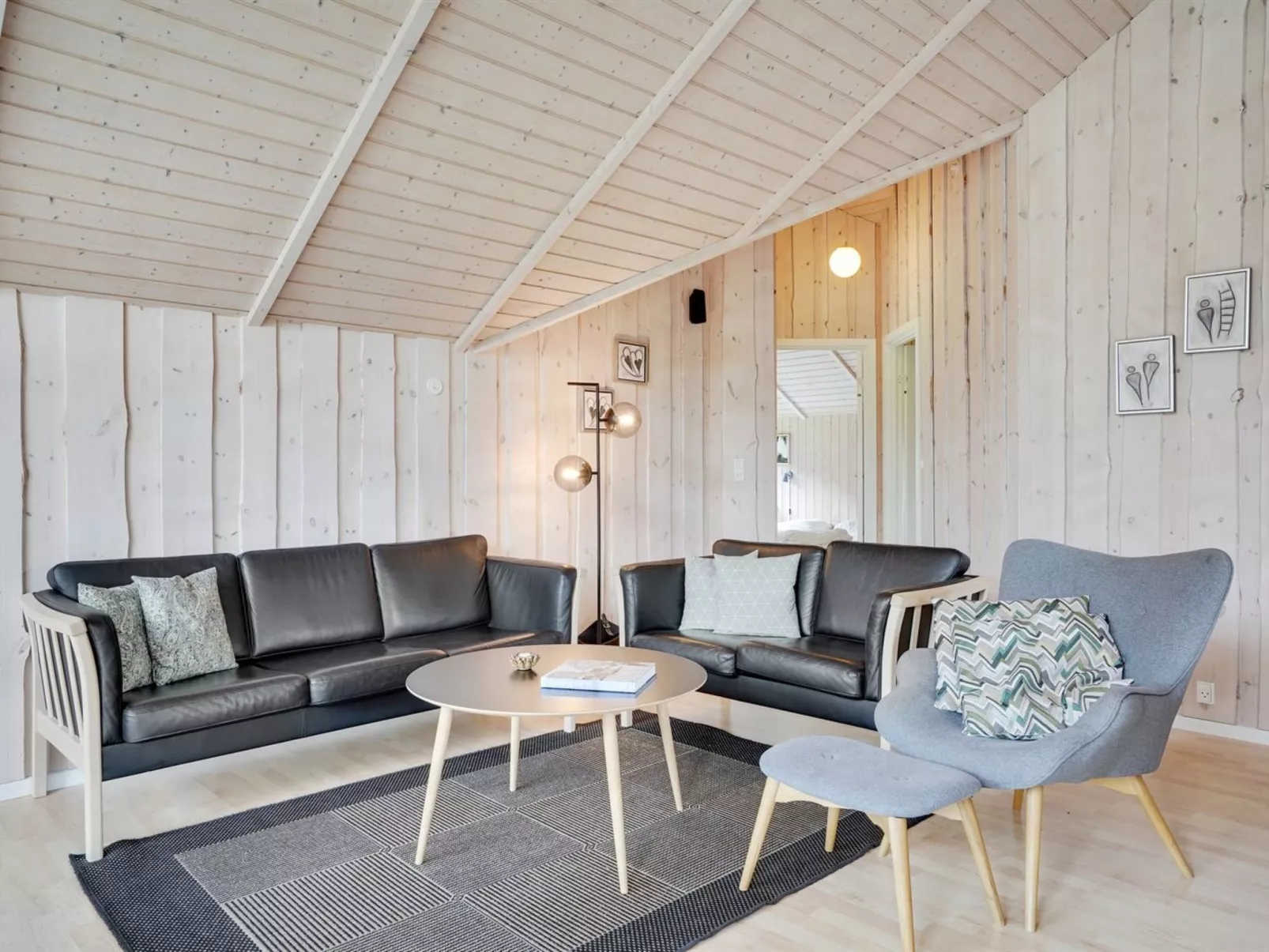 "Chermeine" - 1.2km to the fjord-Binnen