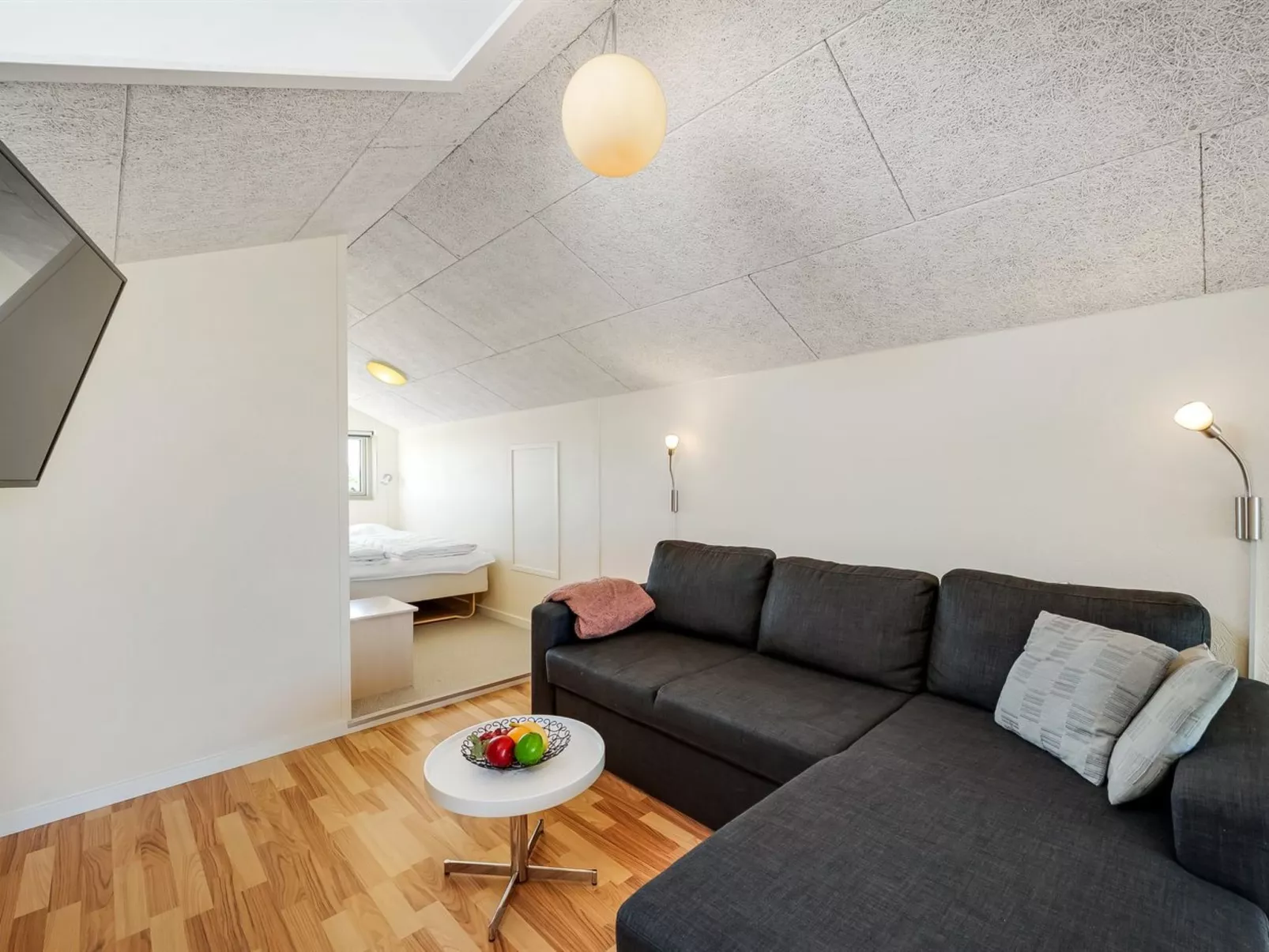 "Hedevig" - 800m to the fjord-Binnen