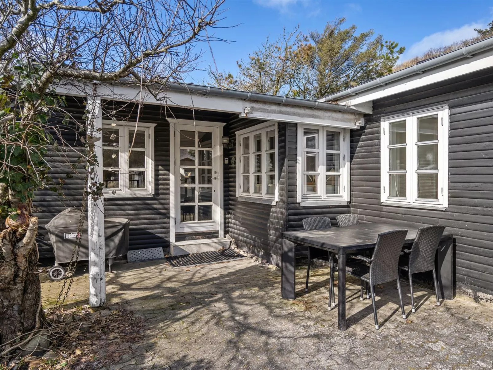 "Sharanya" - 500m from the sea-Buiten