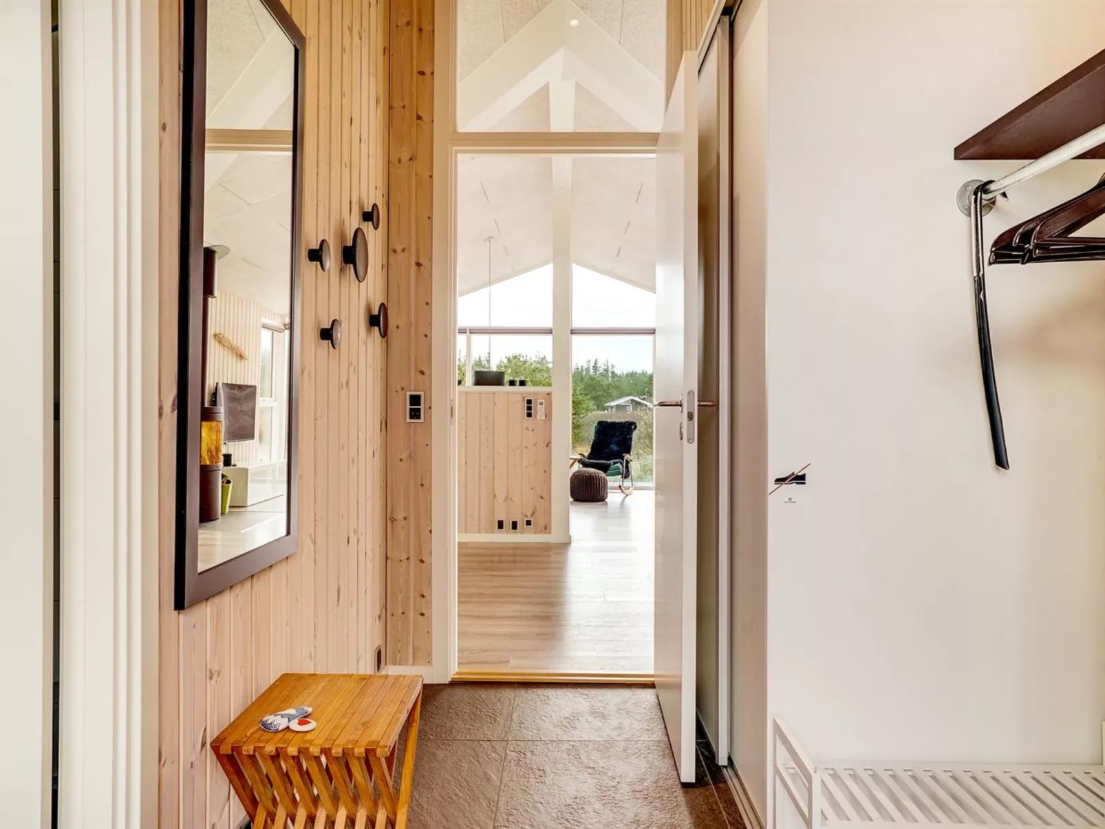 "Danila" - 600m from the sea-Binnen