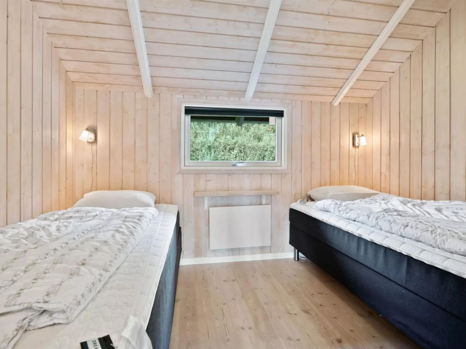 "Frosina" - 300m from the sea-Binnen