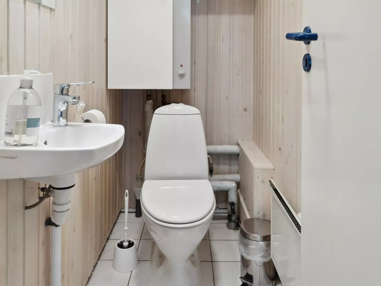 "Eini" - 500m from the sea-Binnen