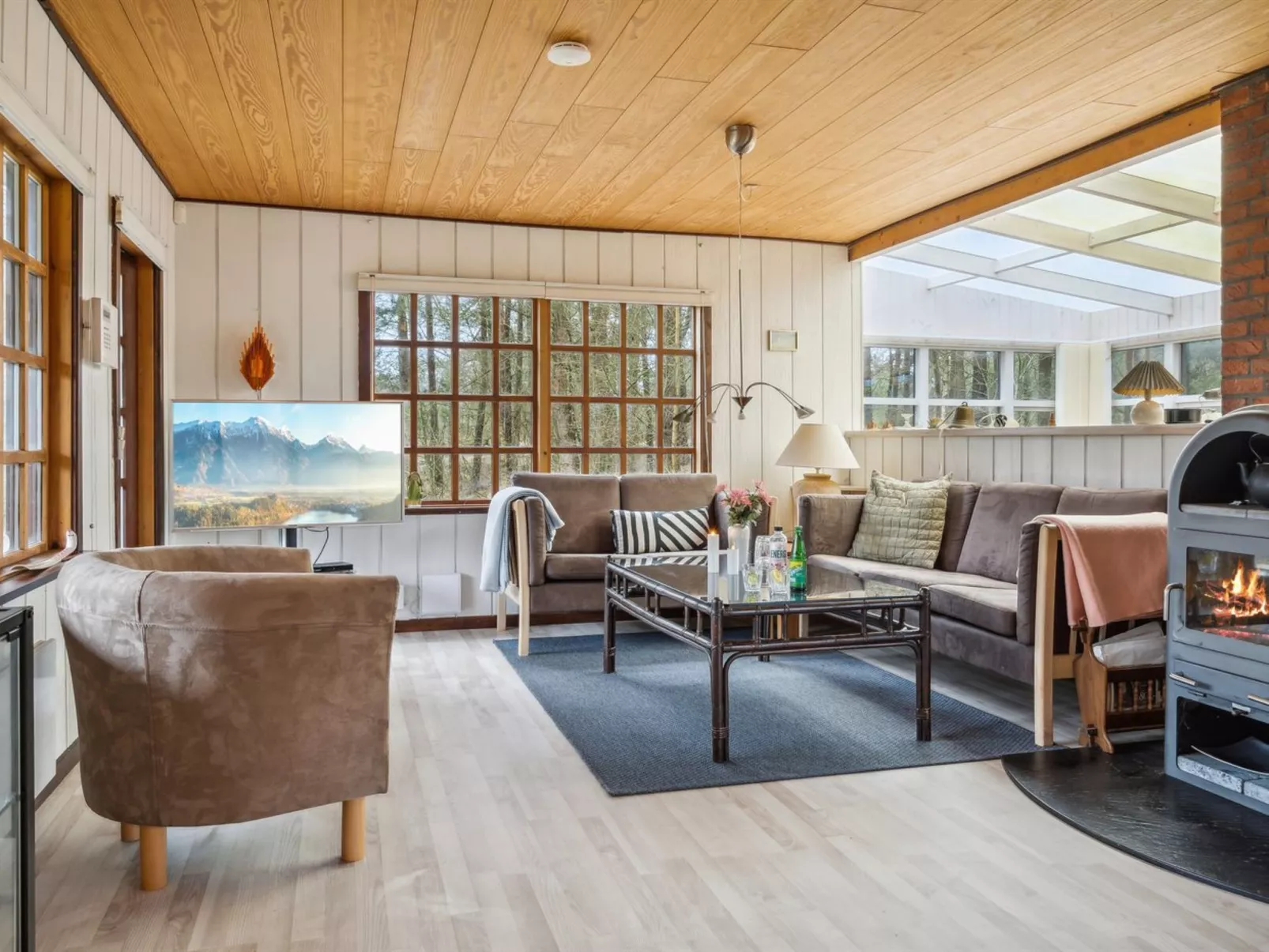 "Felicity" - 450m from the sea-Binnen