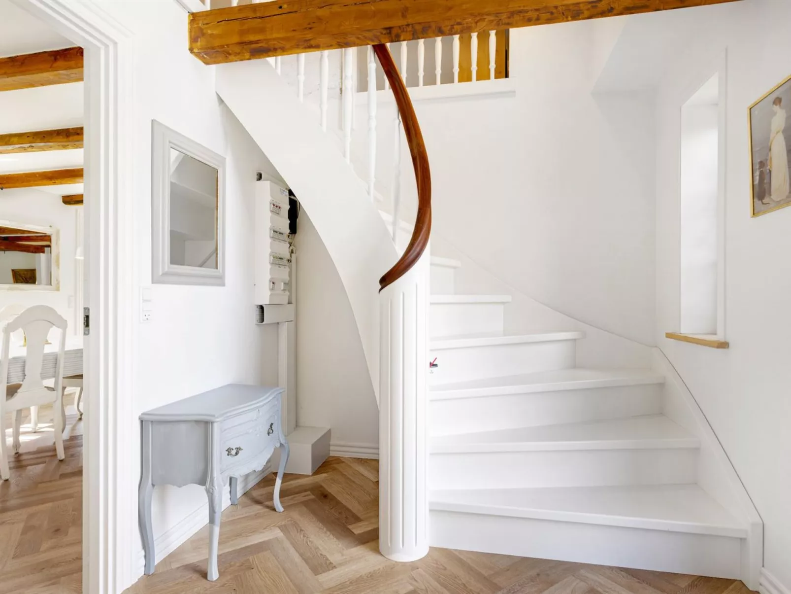 "Karmen" - 100m from the sea-Binnen