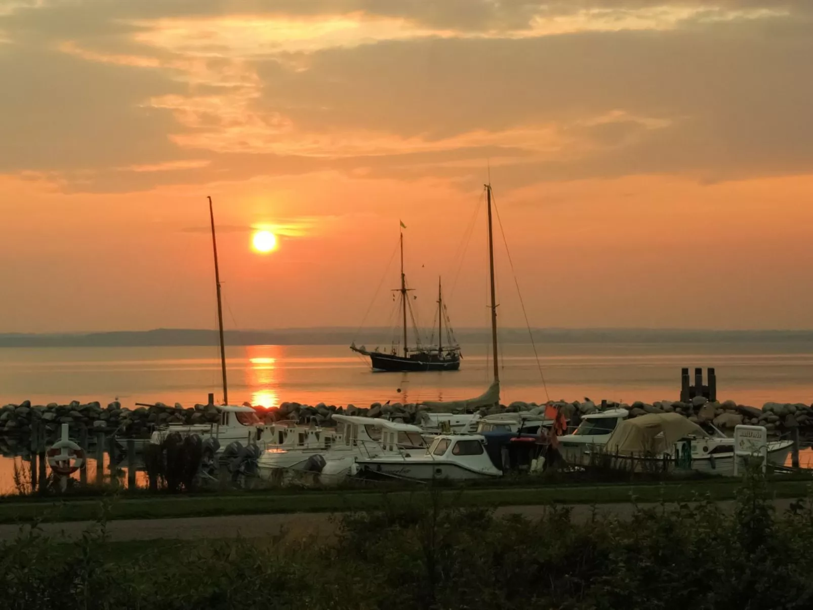 "Merete" - 50m from the sea-Buiten