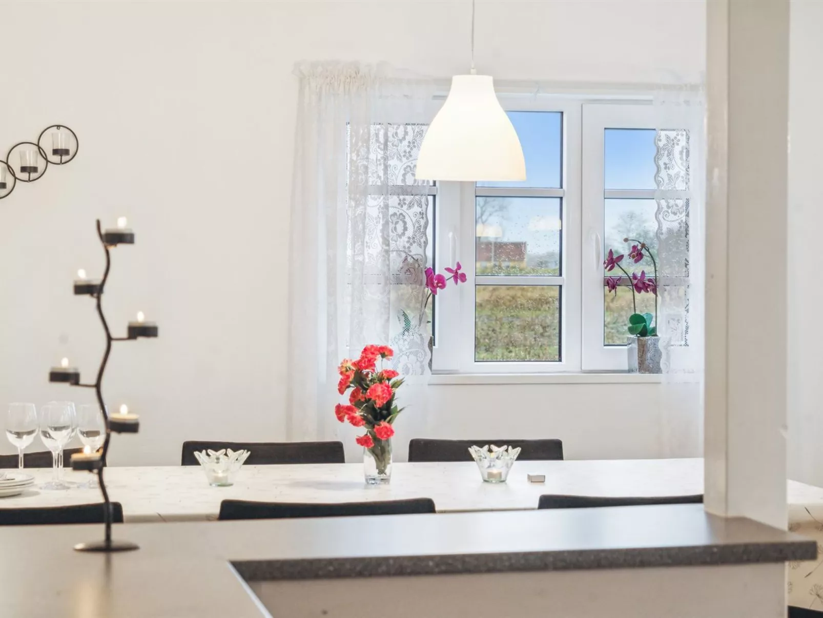 "Eliane" - 1.8km from the sea-Binnen