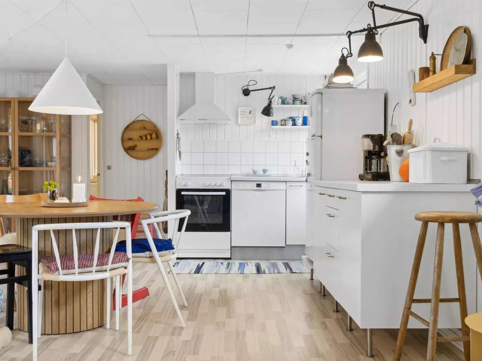 "Fintan" - 1km from the sea-Binnen