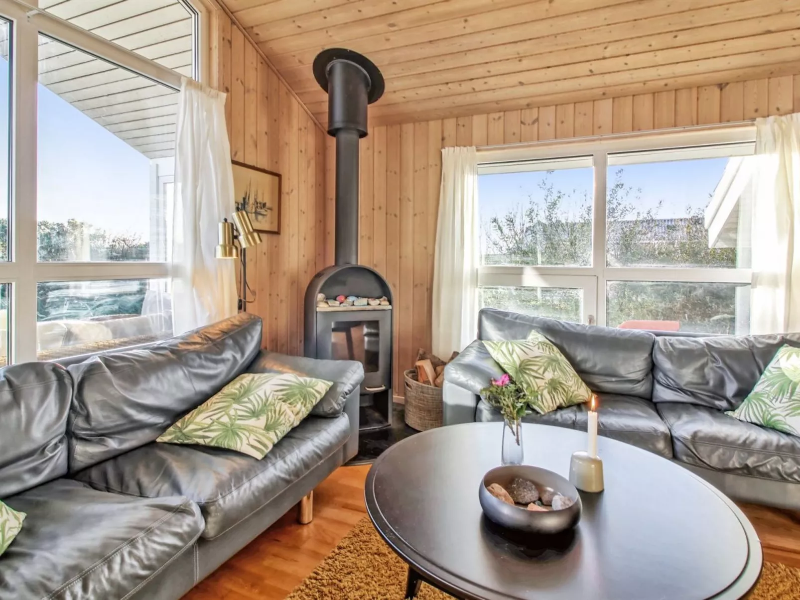 "Freda" - 400m from the sea-Binnen