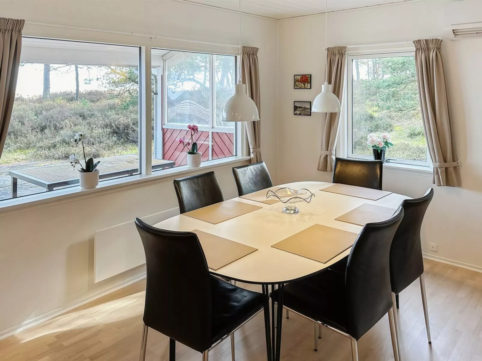 "Sanela" - 25m from the sea-Binnen