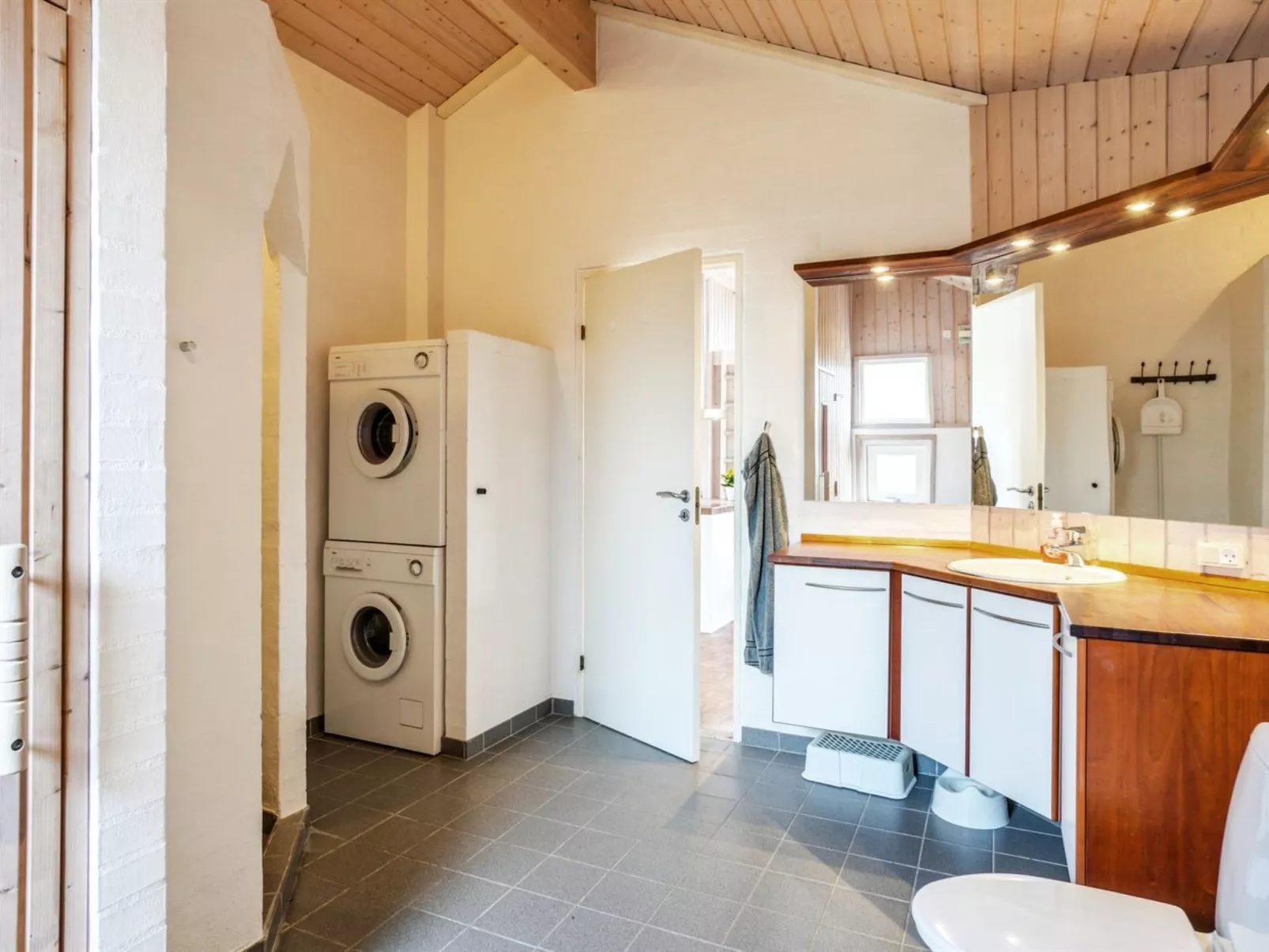 "Franzisca" - 700m from the sea-Binnen