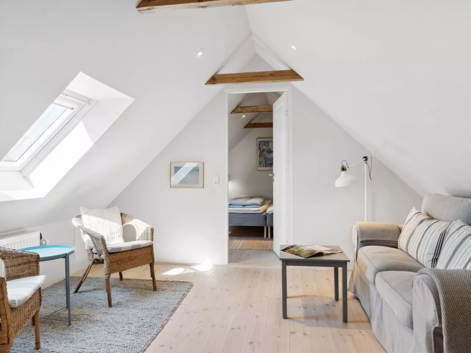 "Algeth" - 200m from the sea-Binnen