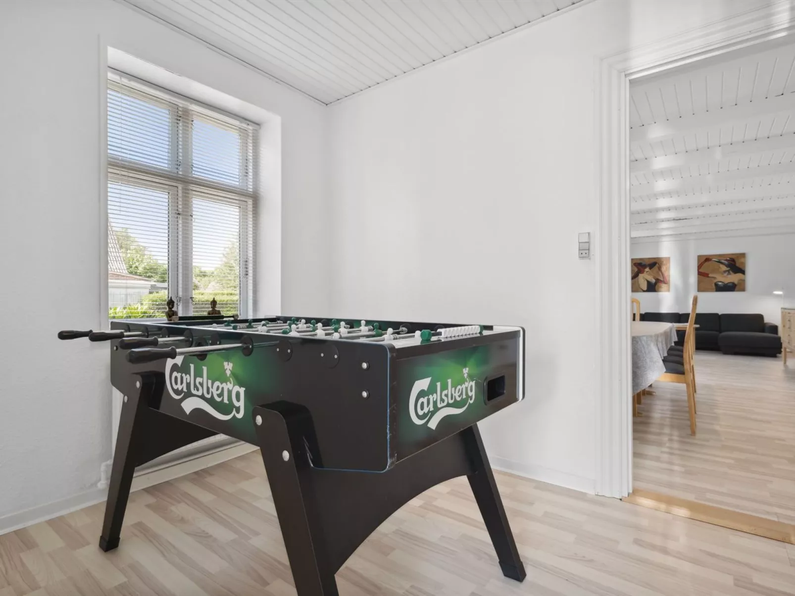 "Essie" - 20km from the sea-Binnen