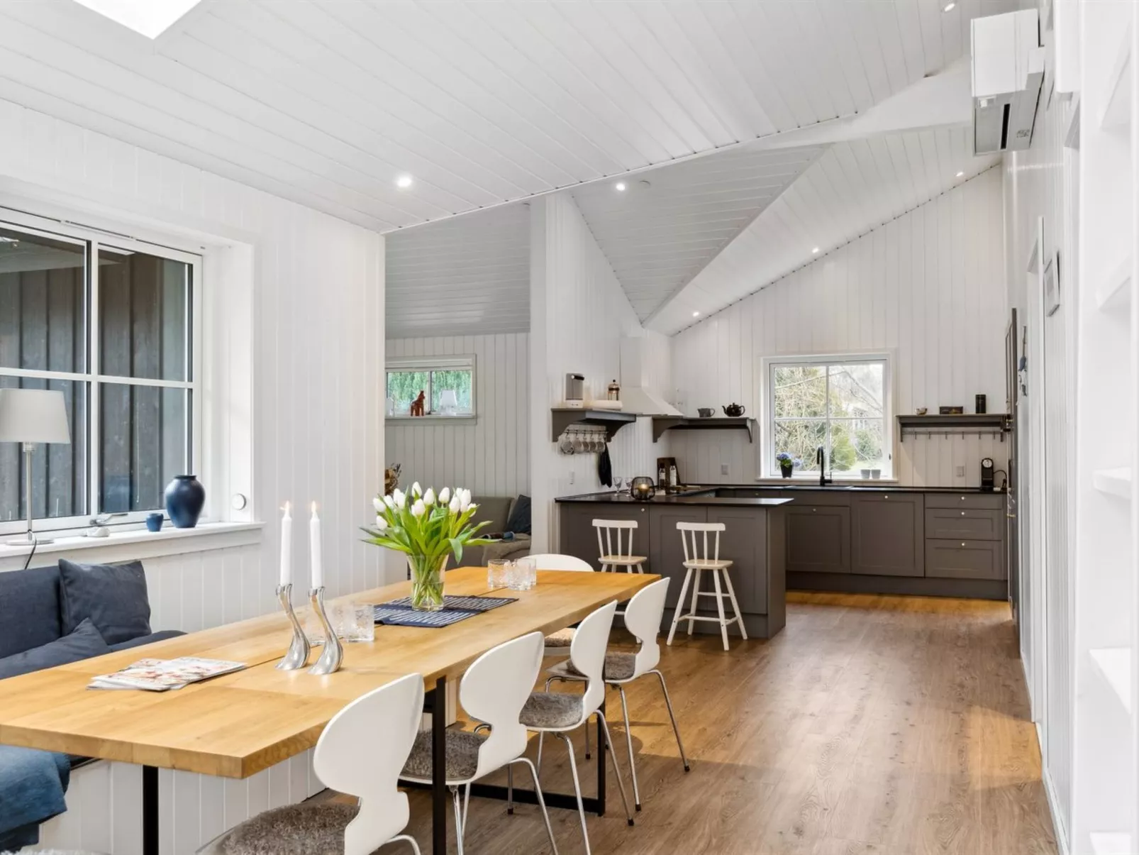 "Loviisa" - 850m from the sea-Binnen