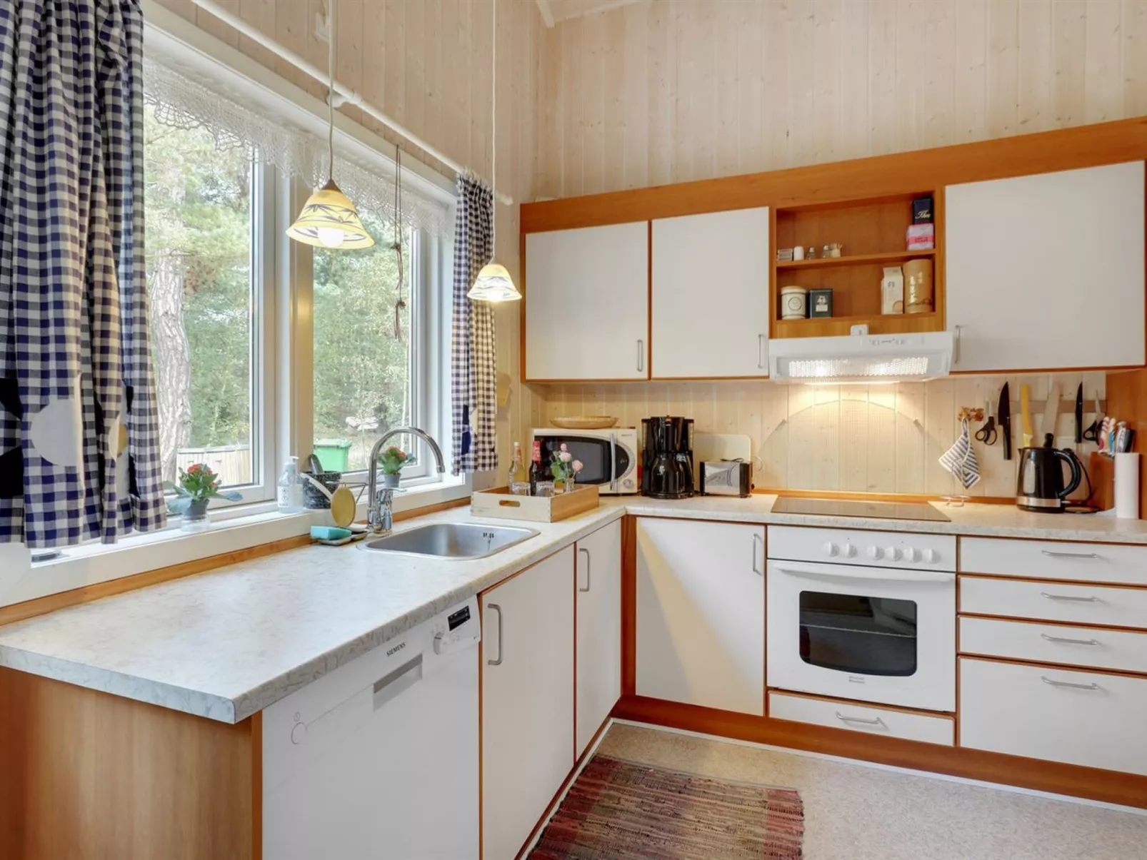 "Bea" - 300m from the sea-Binnen