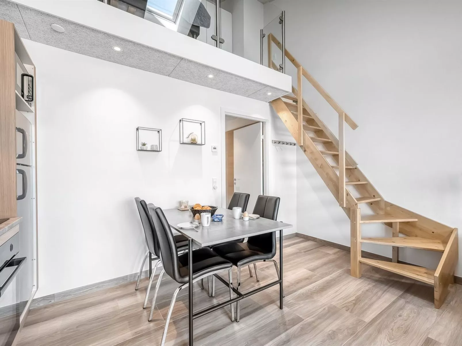 "Els" - 100m to the fjord-Binnen