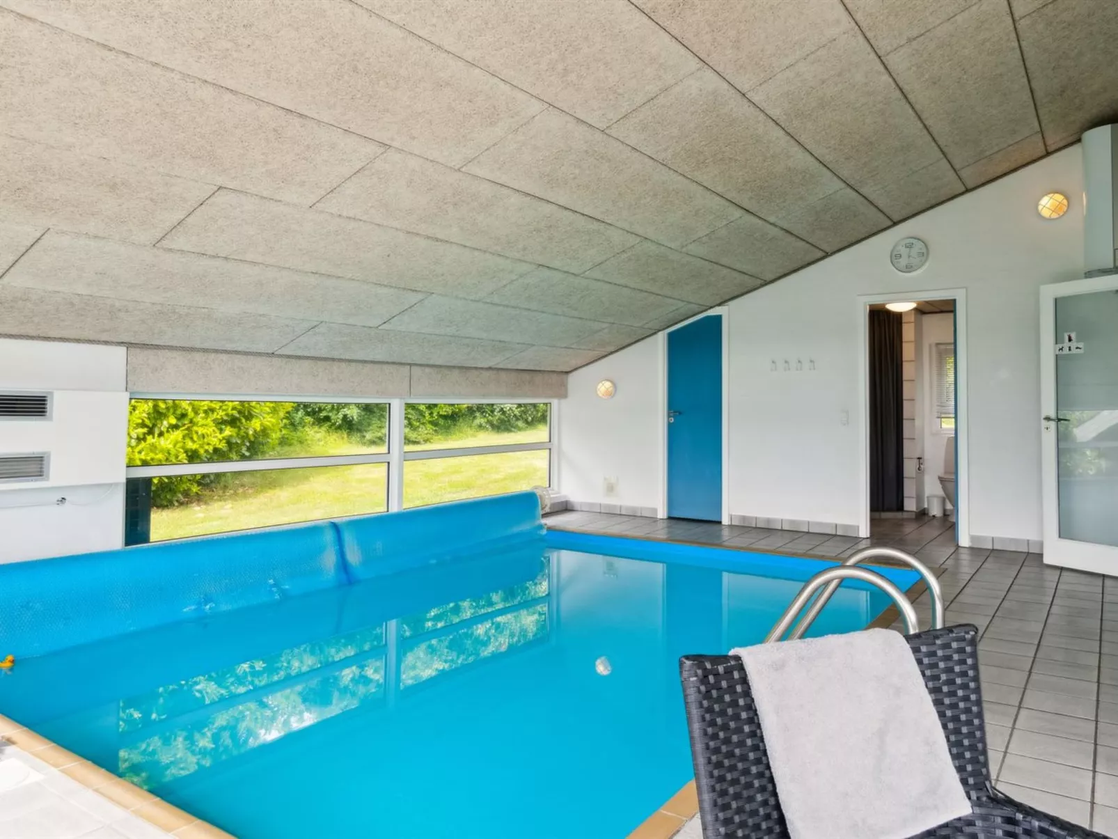 "Katharine" - 175m from the sea-Buiten