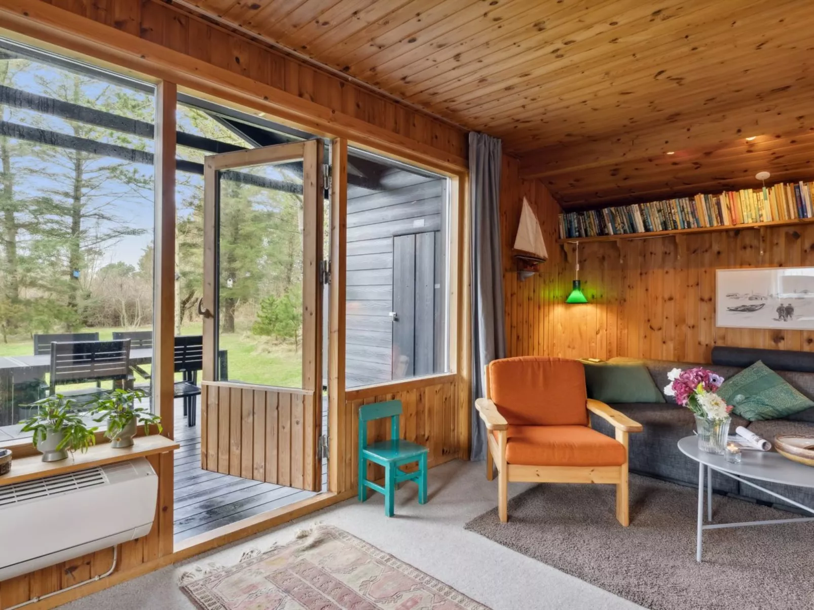 "Jukka" - 2km from the sea-Binnen