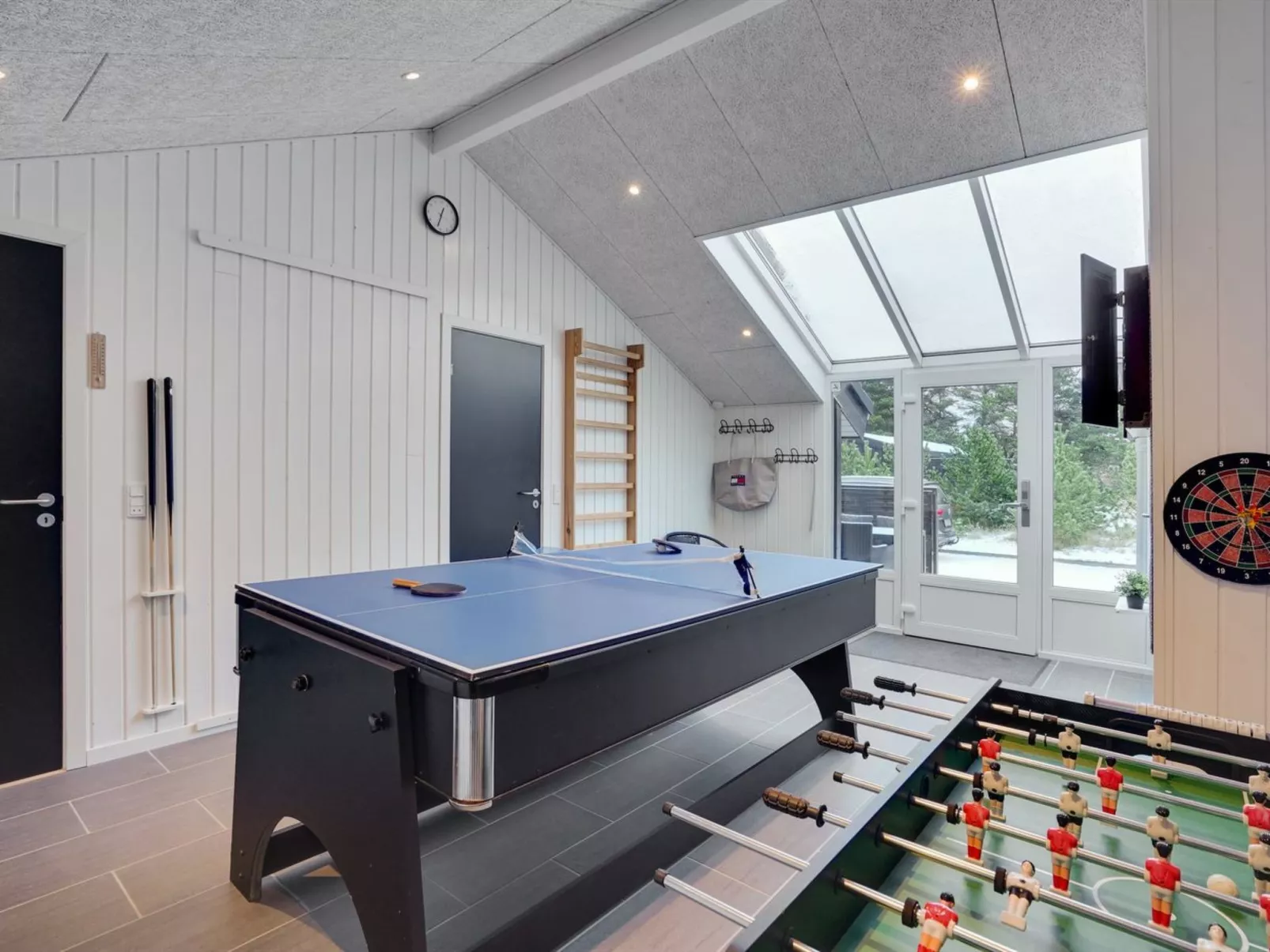 "Selima" - 300m from the sea-Binnen