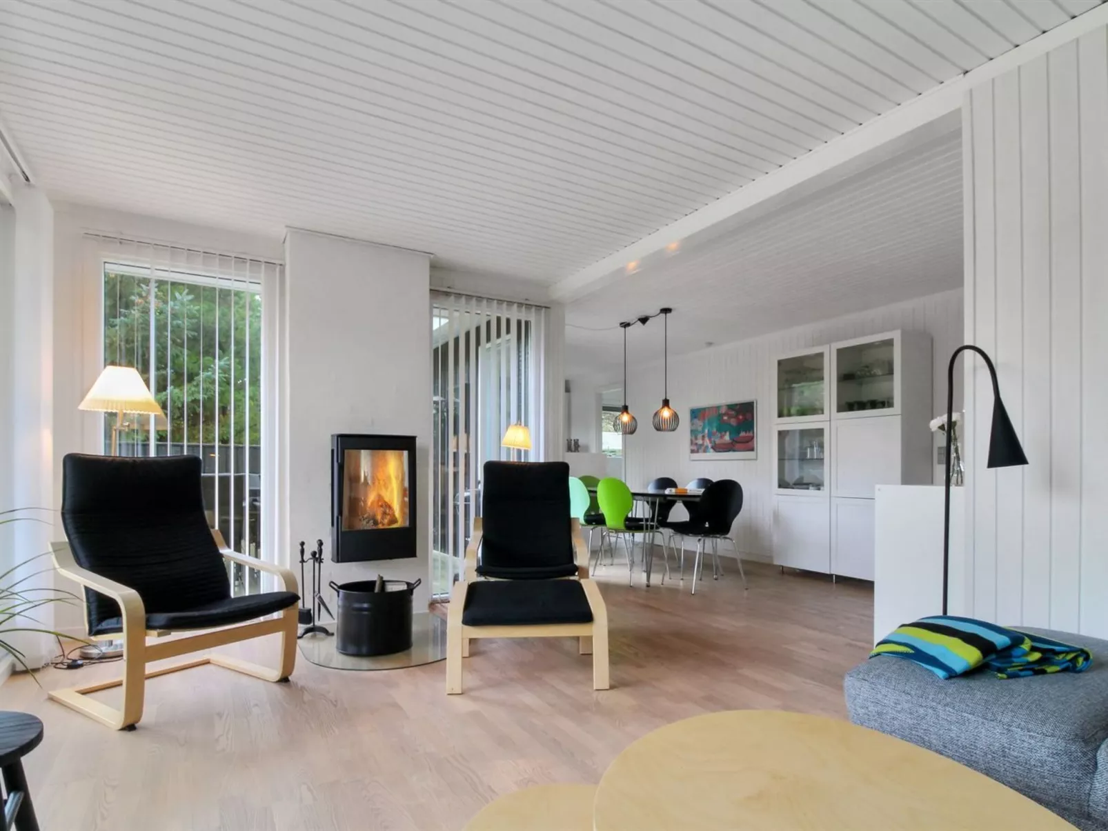 "Atla" - 2.5km from the sea-Binnen