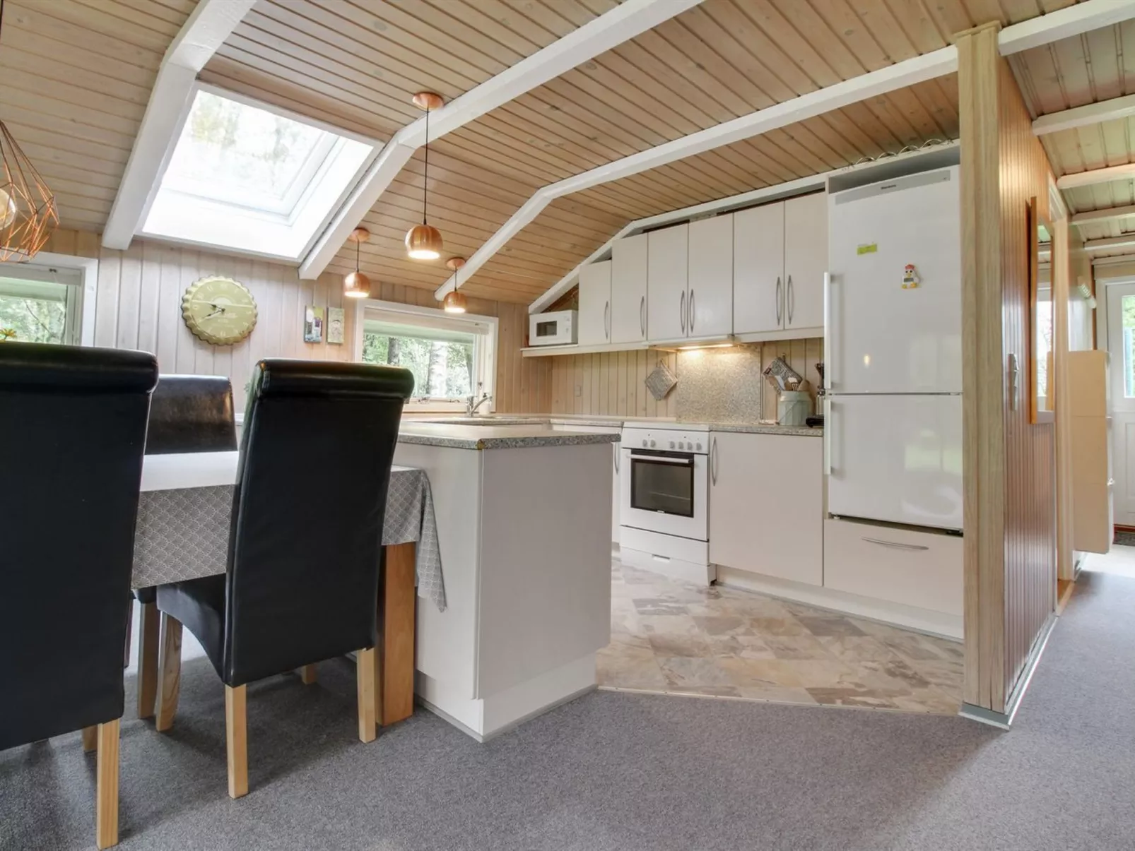 "Annaline" - 10km from the sea-Binnen